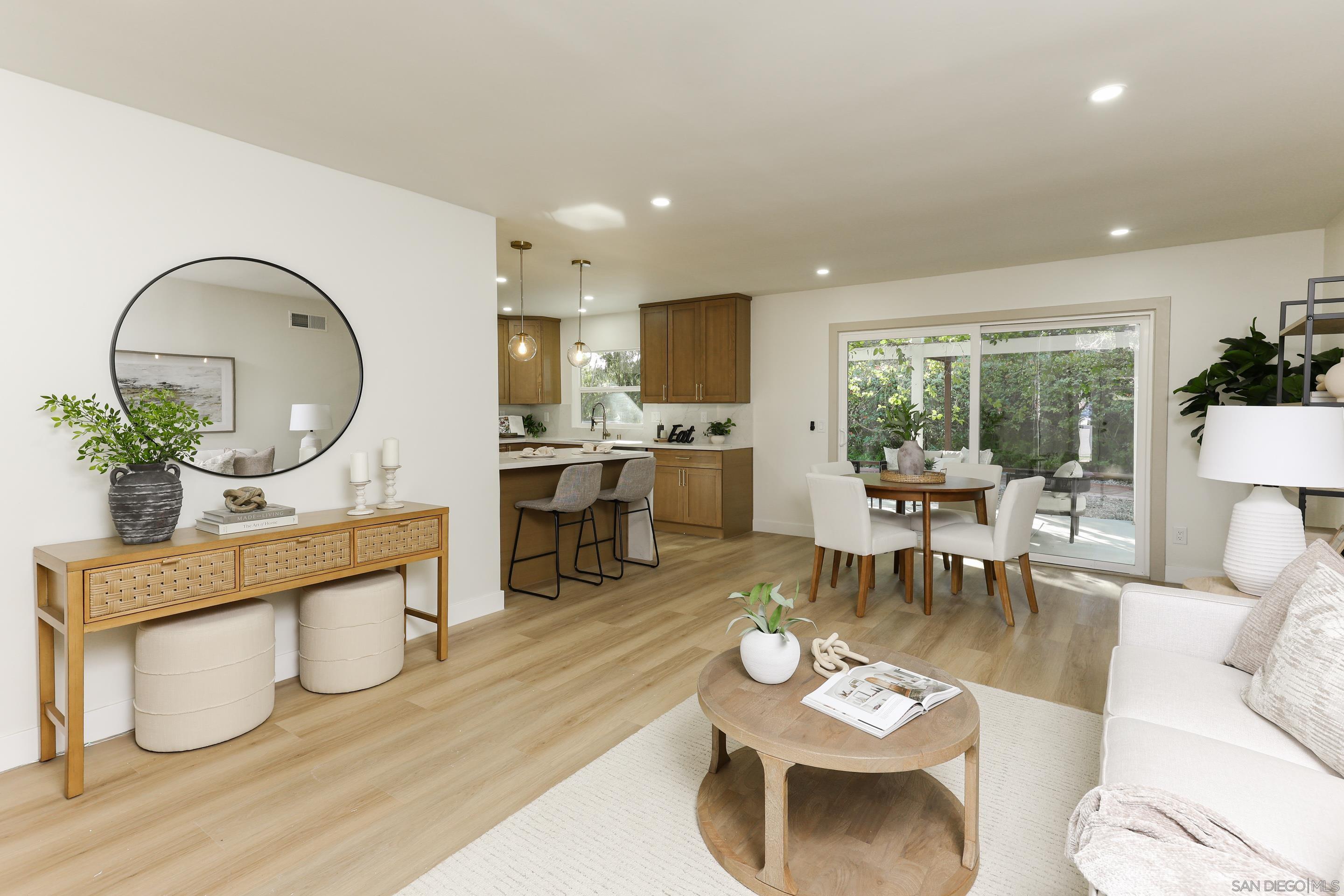 Detail Gallery Image 3 of 42 For 3619  Oxford St, Carlsbad,  CA 92010 - 3 Beds | 2 Baths