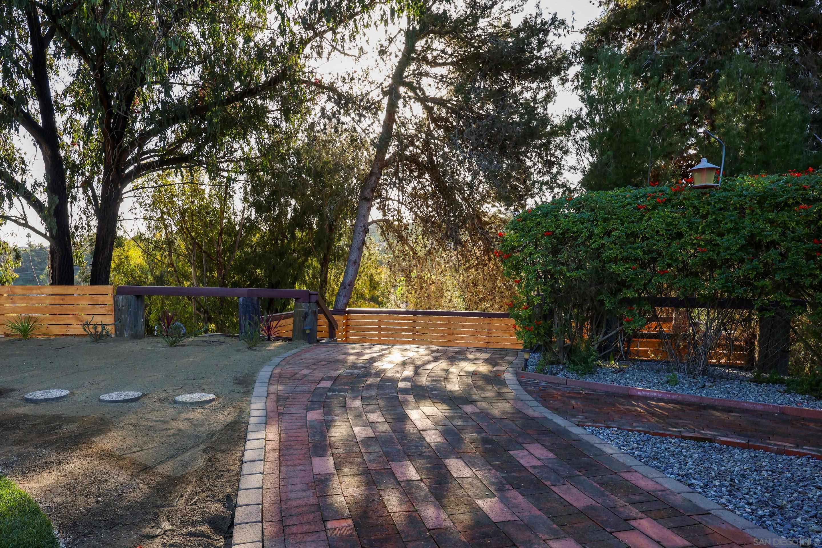 Detail Gallery Image 29 of 42 For 3619  Oxford St, Carlsbad,  CA 92010 - 3 Beds | 2 Baths