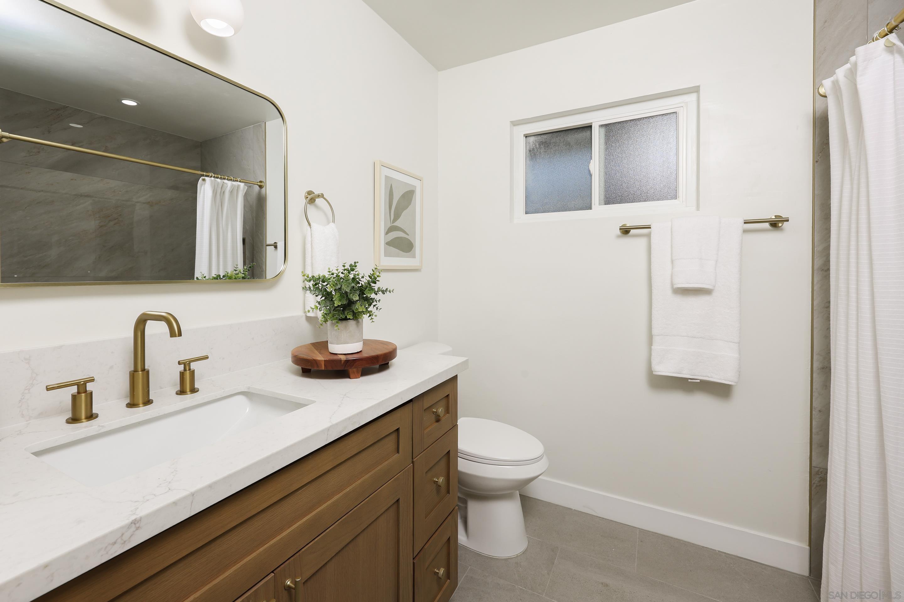 Detail Gallery Image 7 of 42 For 3619  Oxford St, Carlsbad,  CA 92010 - 3 Beds | 2 Baths