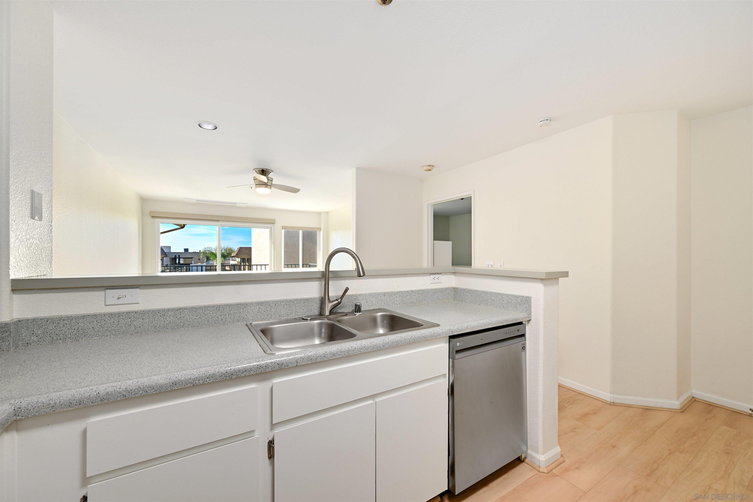 Detail Gallery Image 10 of 30 For 3815  Georgia St  #407,  San Diego,  CA 92103 - 1 Beds | 1 Baths