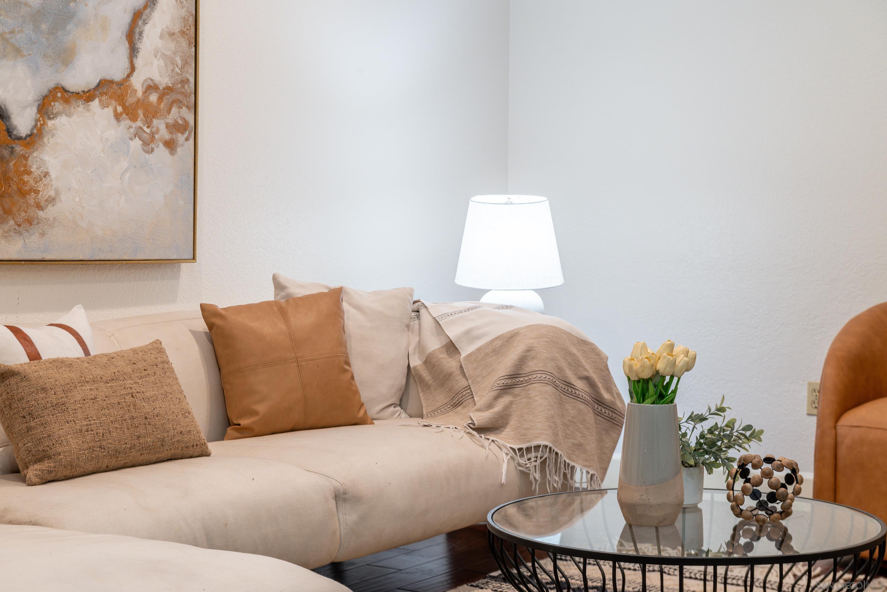 Detail Gallery Image 14 of 40 For 1027  Essex St  #B,  San Diego,  CA 92103 - 2 Beds | 2/1 Baths