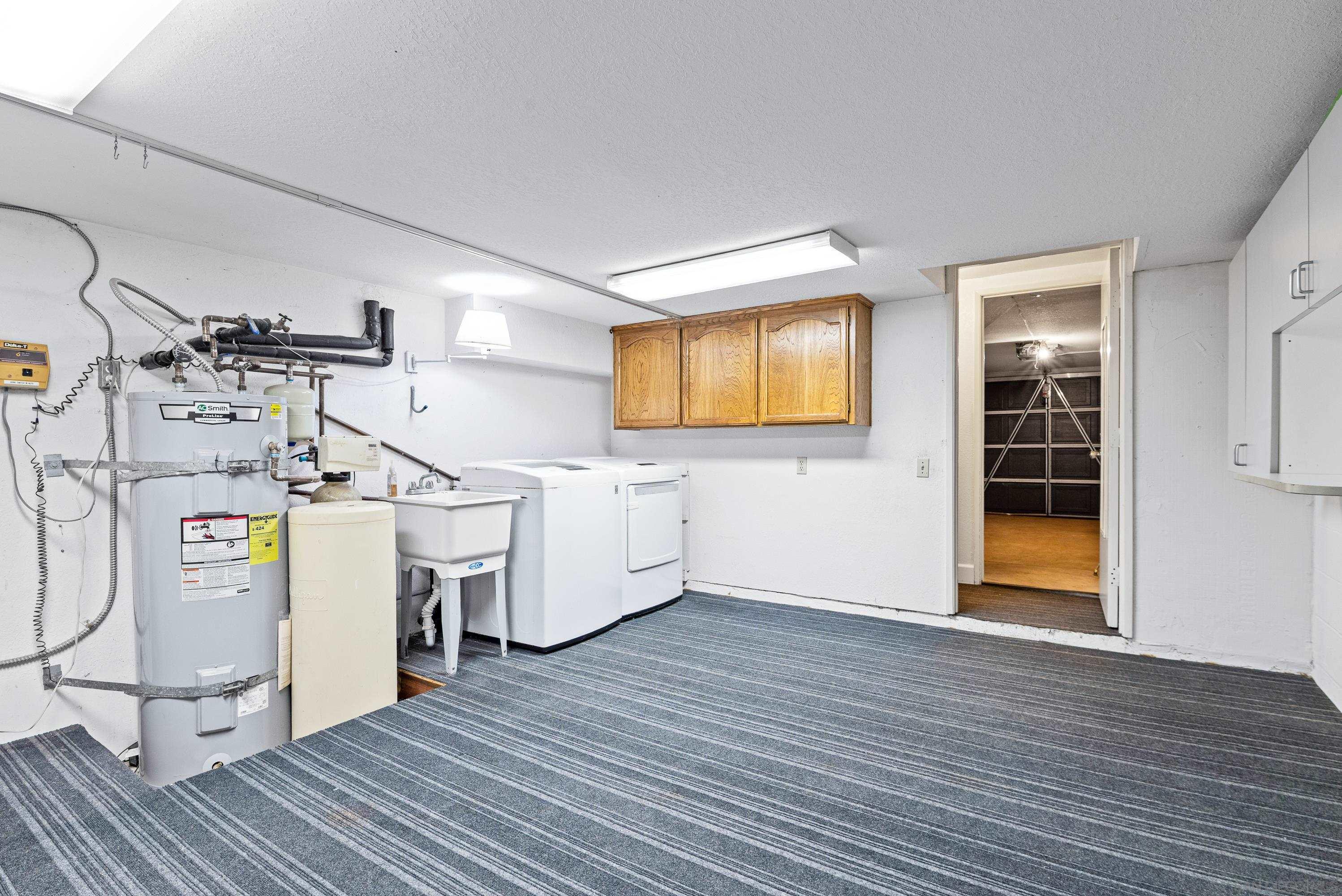 Detail Gallery Image 28 of 40 For 1027  Essex St  #B,  San Diego,  CA 92103 - 2 Beds | 2/1 Baths