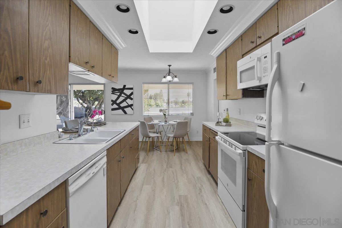 Detail Gallery Image 16 of 55 For 731  Wakefield Ct, El Cajon,  CA 92020 - 4 Beds | 2 Baths