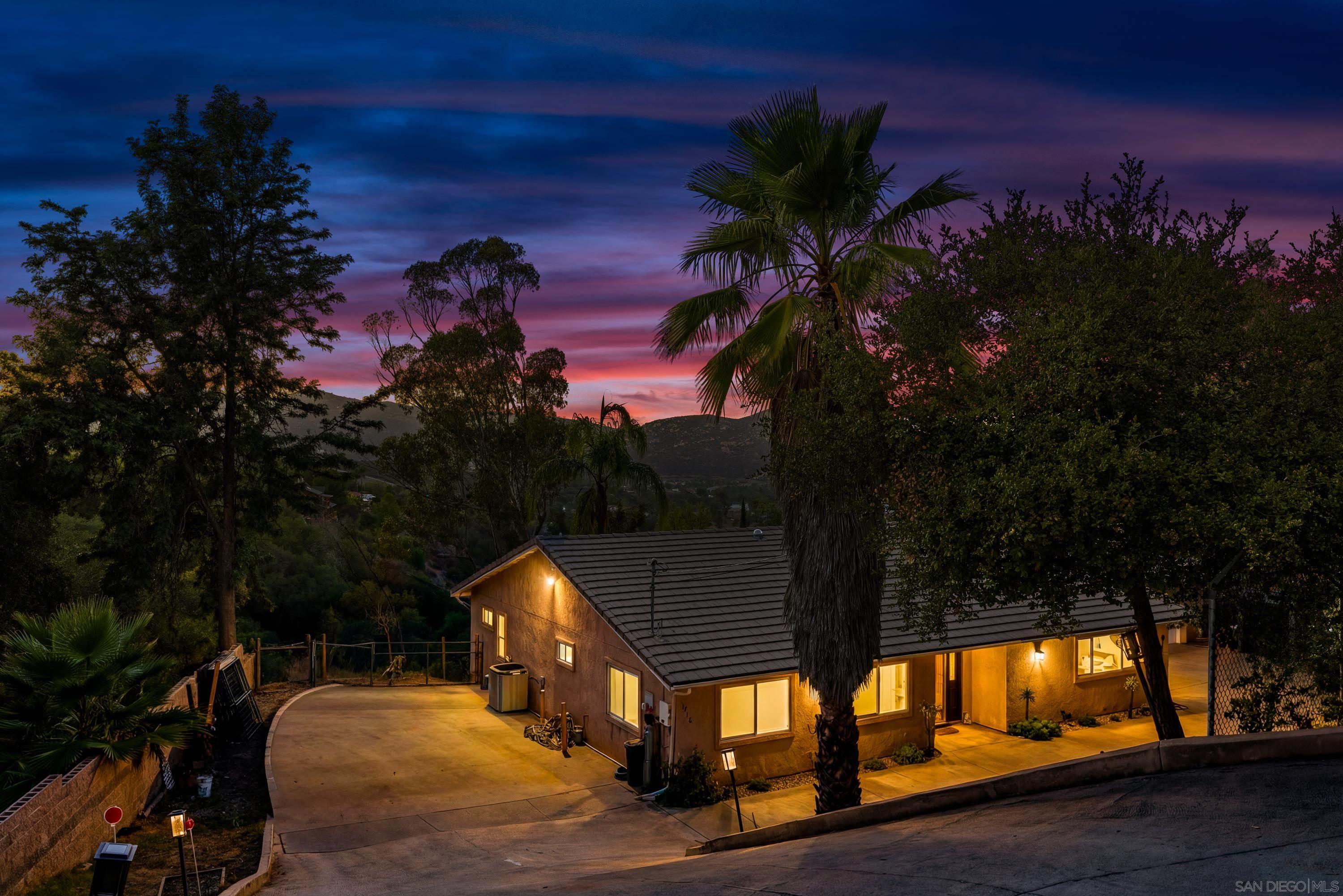 Detail Gallery Image 2 of 66 For 1714  Foss Rd, Alpine,  CA 91901 - 3 Beds | 2/1 Baths