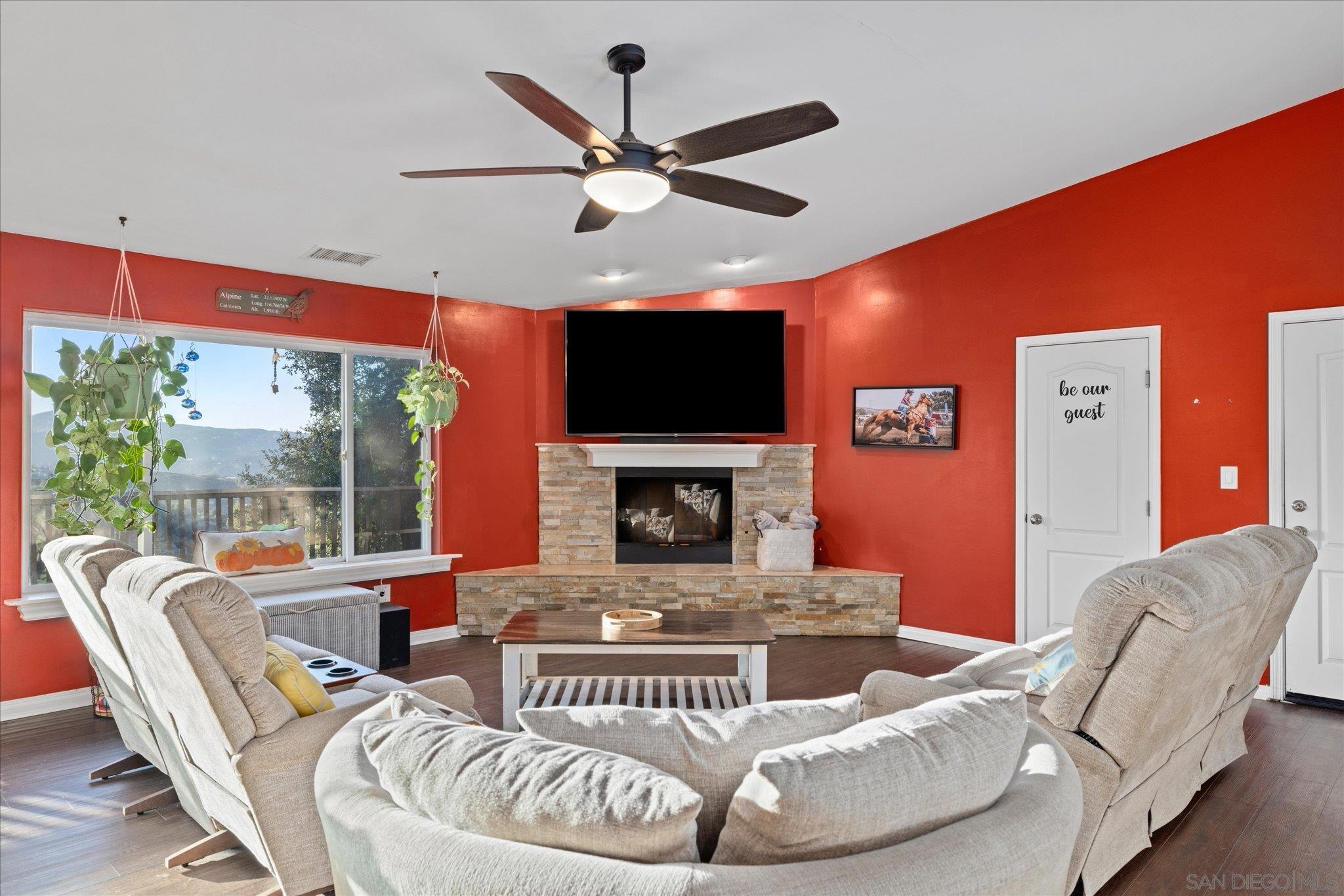 Detail Gallery Image 12 of 66 For 1714  Foss Rd, Alpine,  CA 91901 - 3 Beds | 2/1 Baths