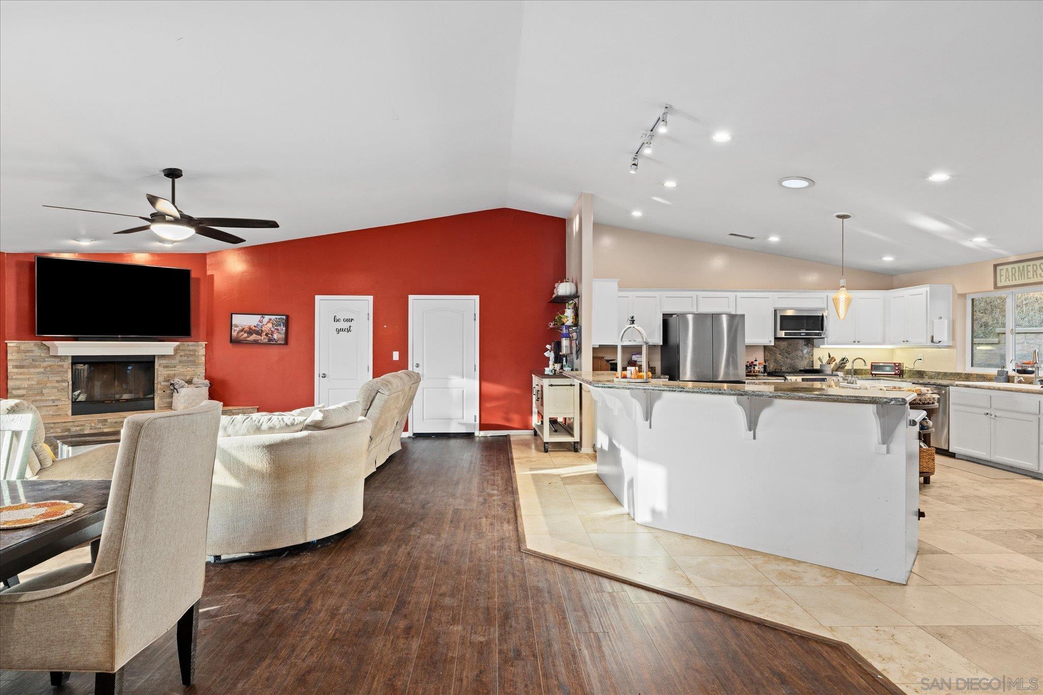 Detail Gallery Image 16 of 66 For 1714  Foss Rd, Alpine,  CA 91901 - 3 Beds | 2/1 Baths