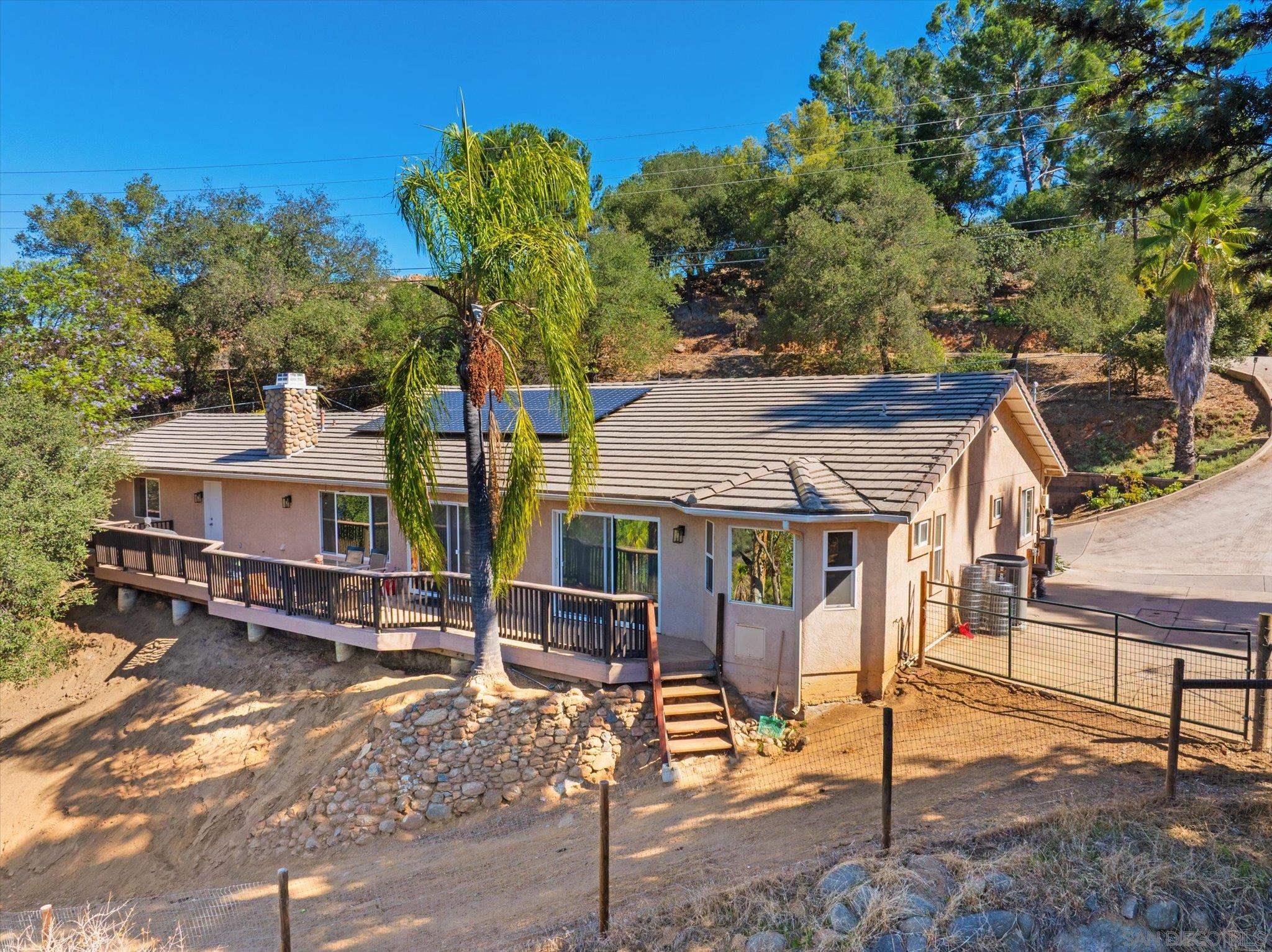 Detail Gallery Image 5 of 66 For 1714  Foss Rd, Alpine,  CA 91901 - 3 Beds | 2/1 Baths