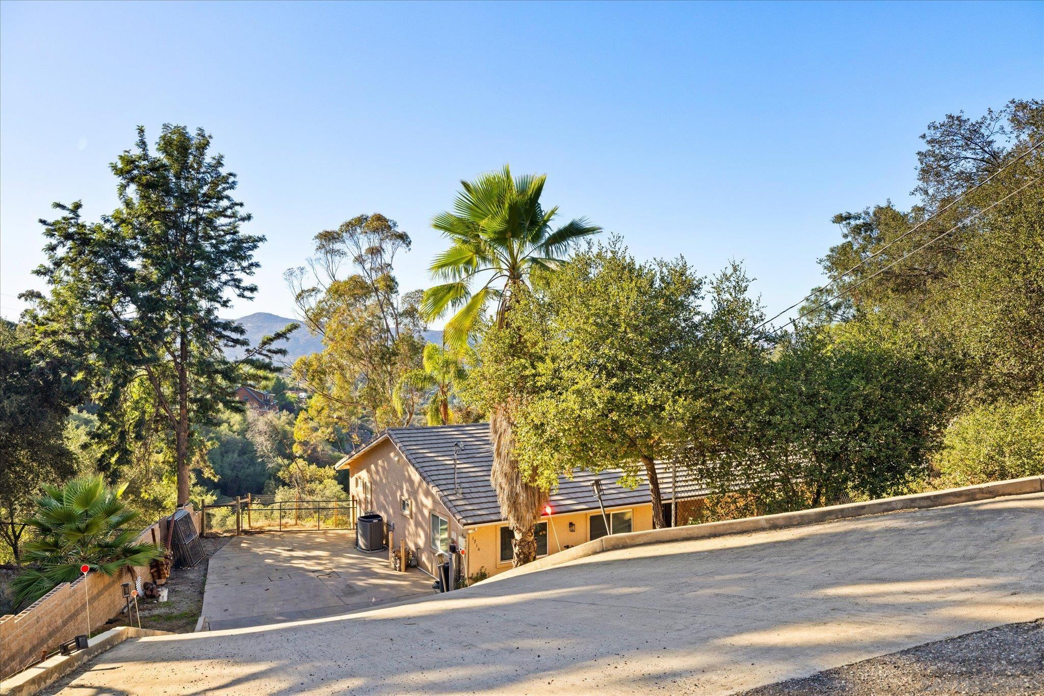 Detail Gallery Image 46 of 66 For 1714  Foss Rd, Alpine,  CA 91901 - 3 Beds | 2/1 Baths