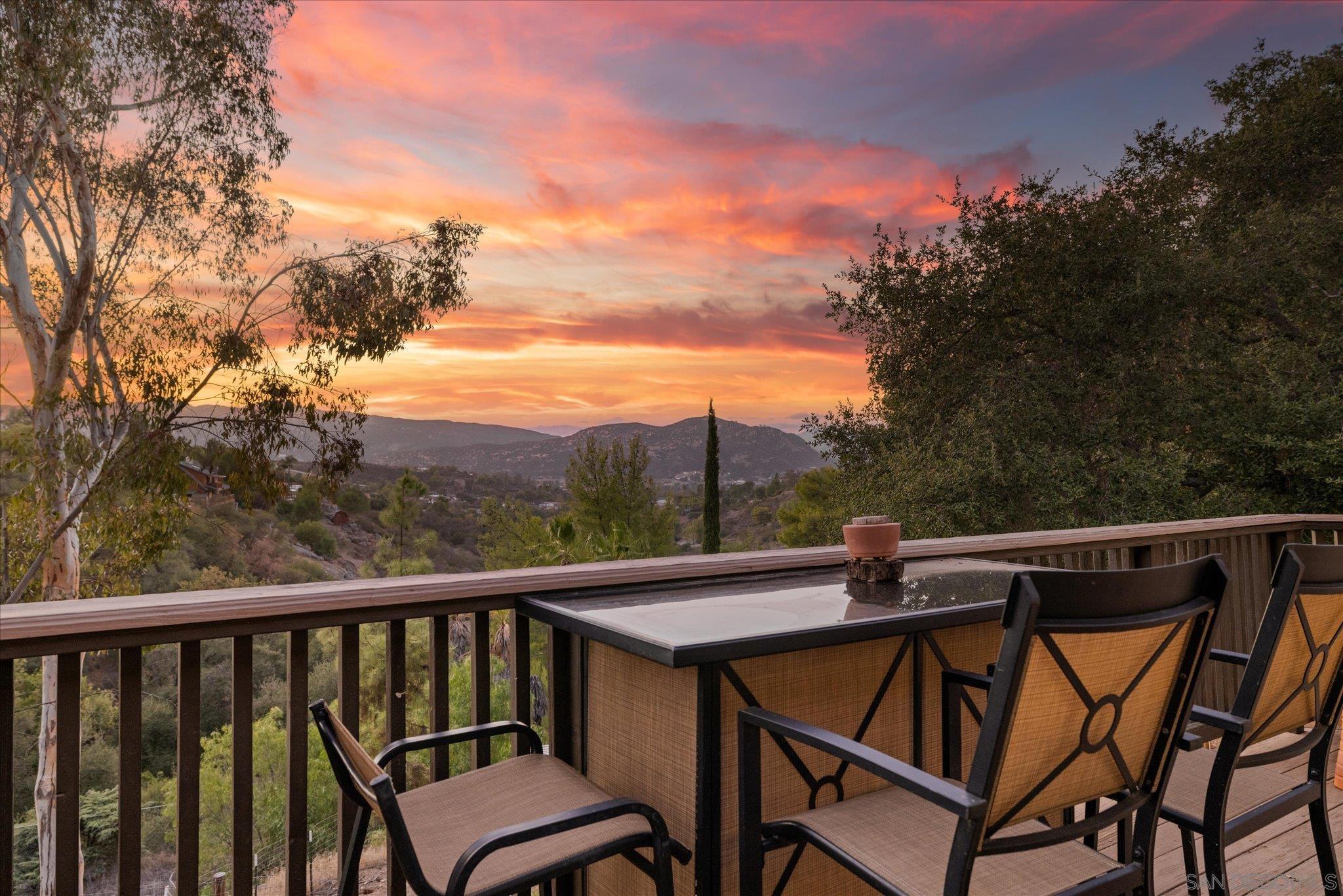 Detail Gallery Image 8 of 66 For 1714  Foss Rd, Alpine,  CA 91901 - 3 Beds | 2/1 Baths