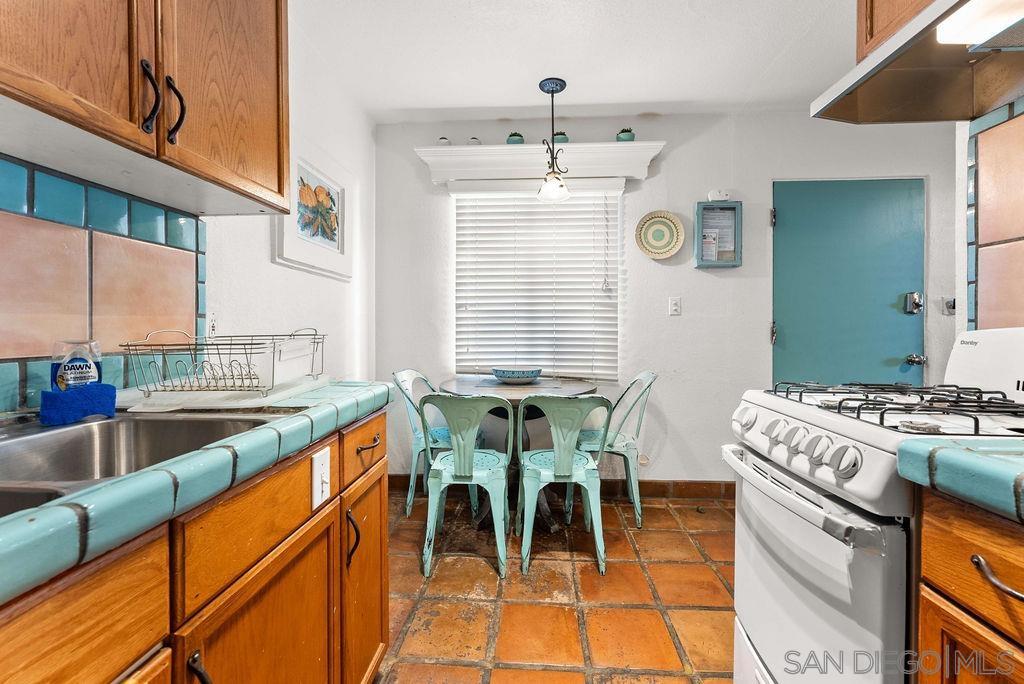 Detail Gallery Image 28 of 32 For 2282-84  Congress St, San Diego,  CA 92110 - – Beds | – Baths