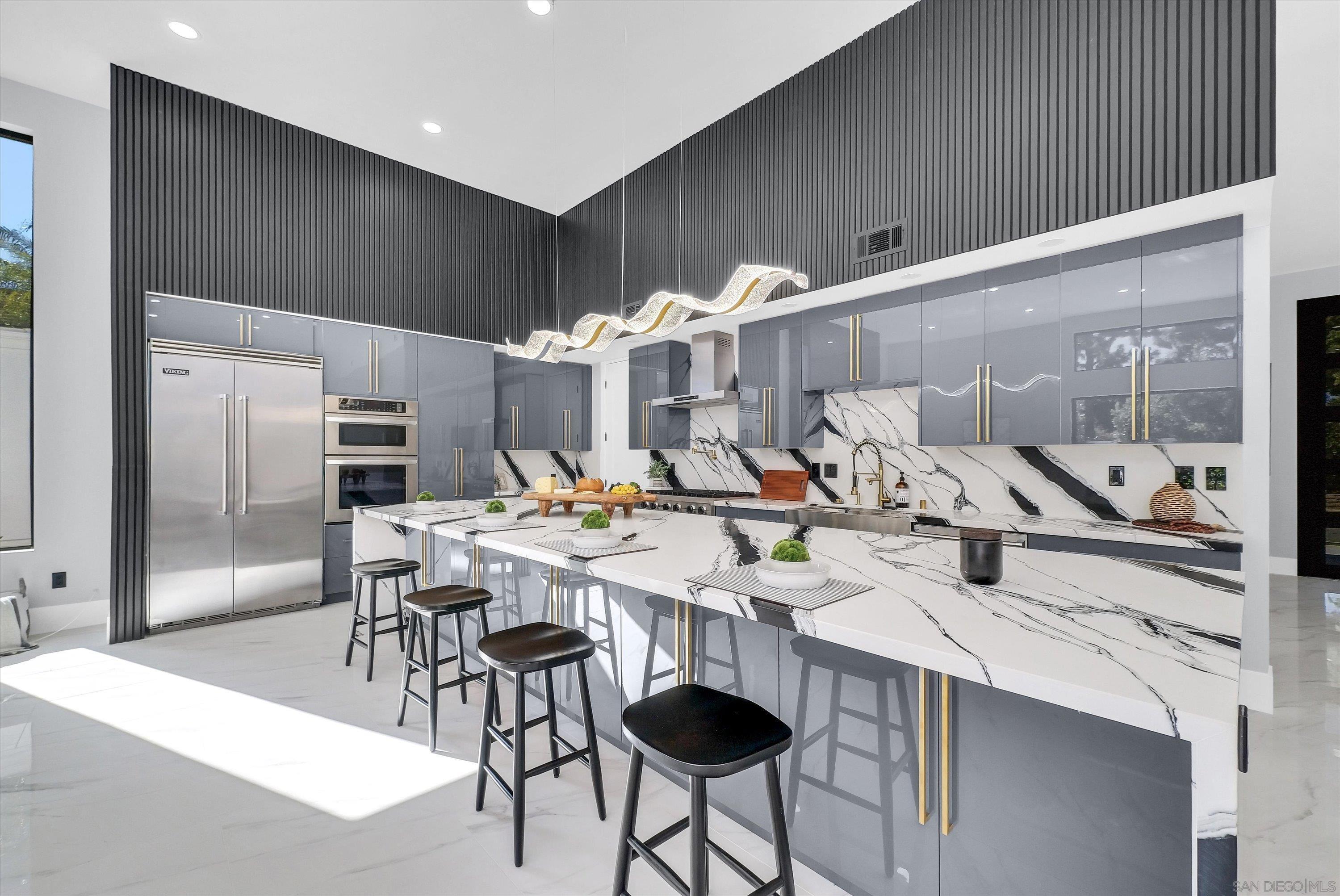 Detail Gallery Image 23 of 37 For 18802  Saginaw Dr, Irvine,  CA 92603 - 4 Beds | 4/1 Baths