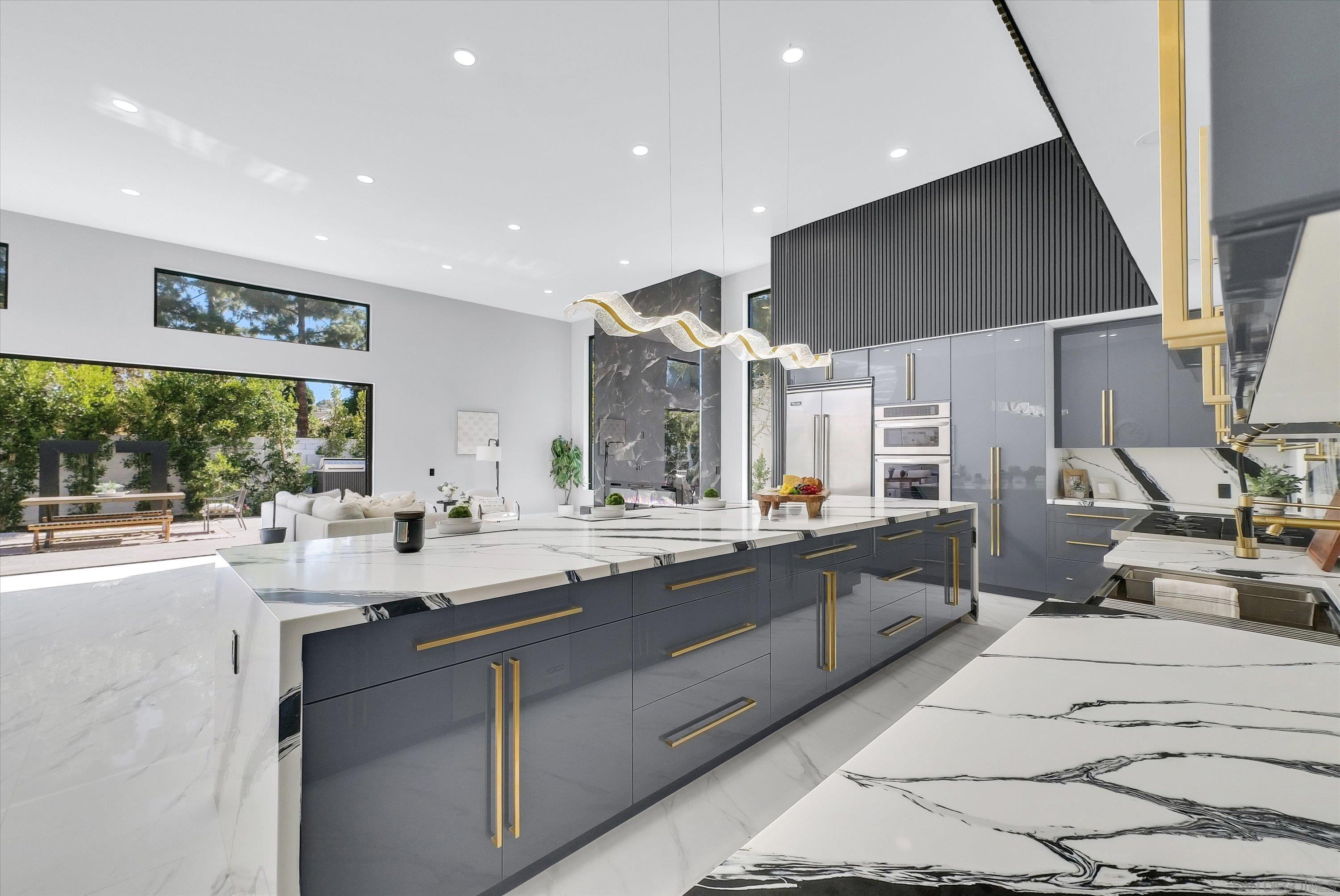 Detail Gallery Image 24 of 37 For 18802  Saginaw Dr, Irvine,  CA 92603 - 4 Beds | 4/1 Baths