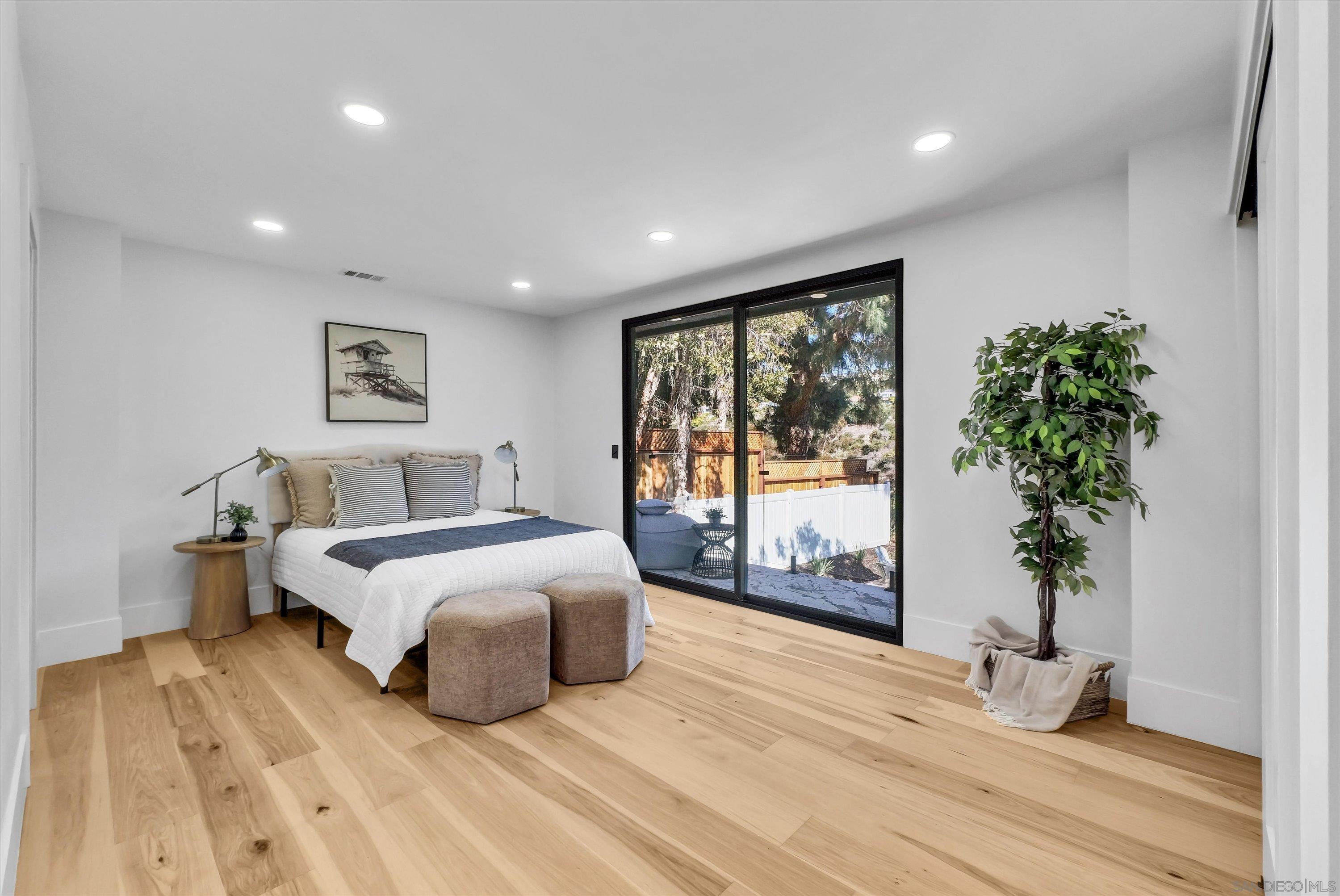 Detail Gallery Image 17 of 37 For 2241  Avenida Salvador, San Clemente,  CA 92672 - 5 Beds | 4/1 Baths