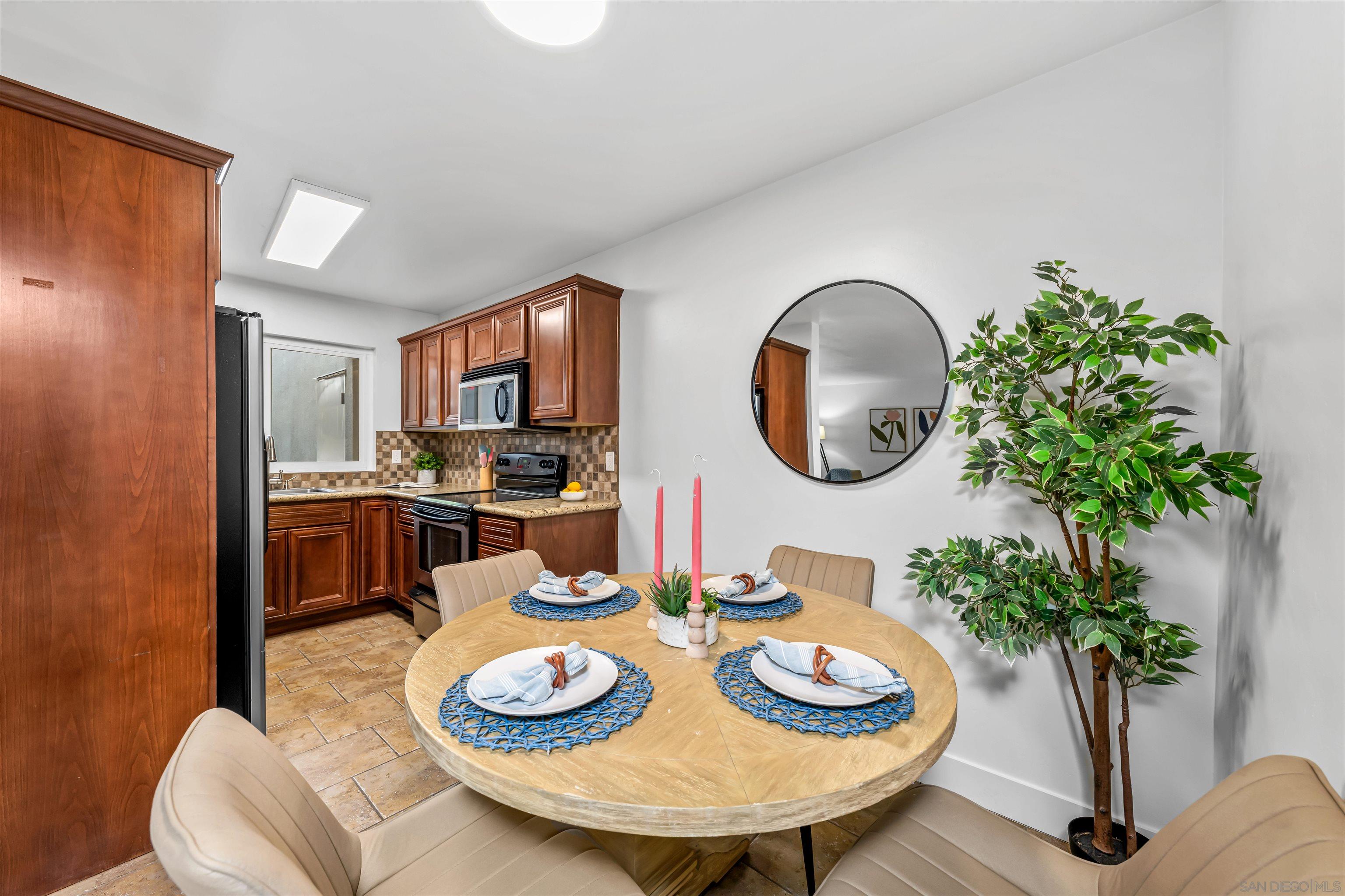 Detail Gallery Image 9 of 25 For 1030  Robinson Ave  #108,  San Diego,  CA 92103 - 1 Beds | 1 Baths