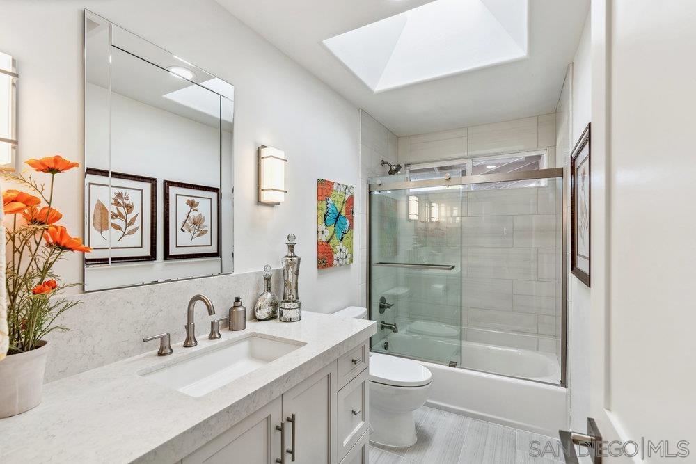 Detail Gallery Image 15 of 22 For 12385  Conquistador Way, San Diego,  CA 92128 - 3 Beds | 2 Baths