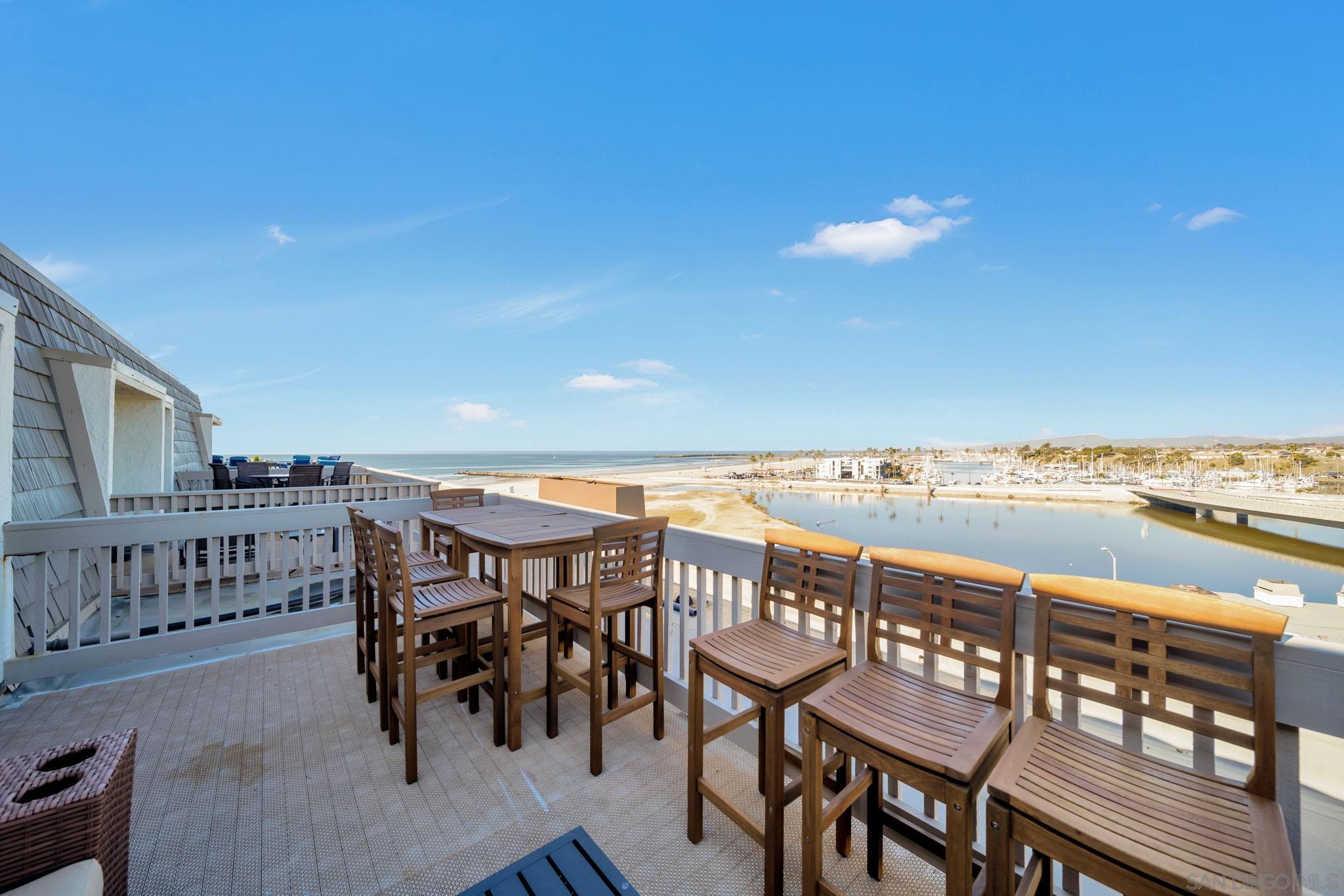 Detail Gallery Image 2 of 45 For 999 N Pacific St  #G321,  Oceanside,  CA 92054 - 2 Beds | 2 Baths