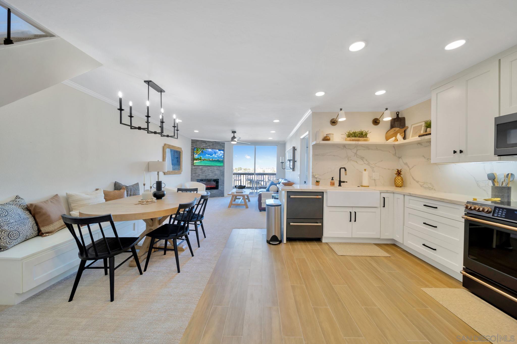 Detail Gallery Image 5 of 45 For 999 N Pacific St  #G321,  Oceanside,  CA 92054 - 2 Beds | 2 Baths