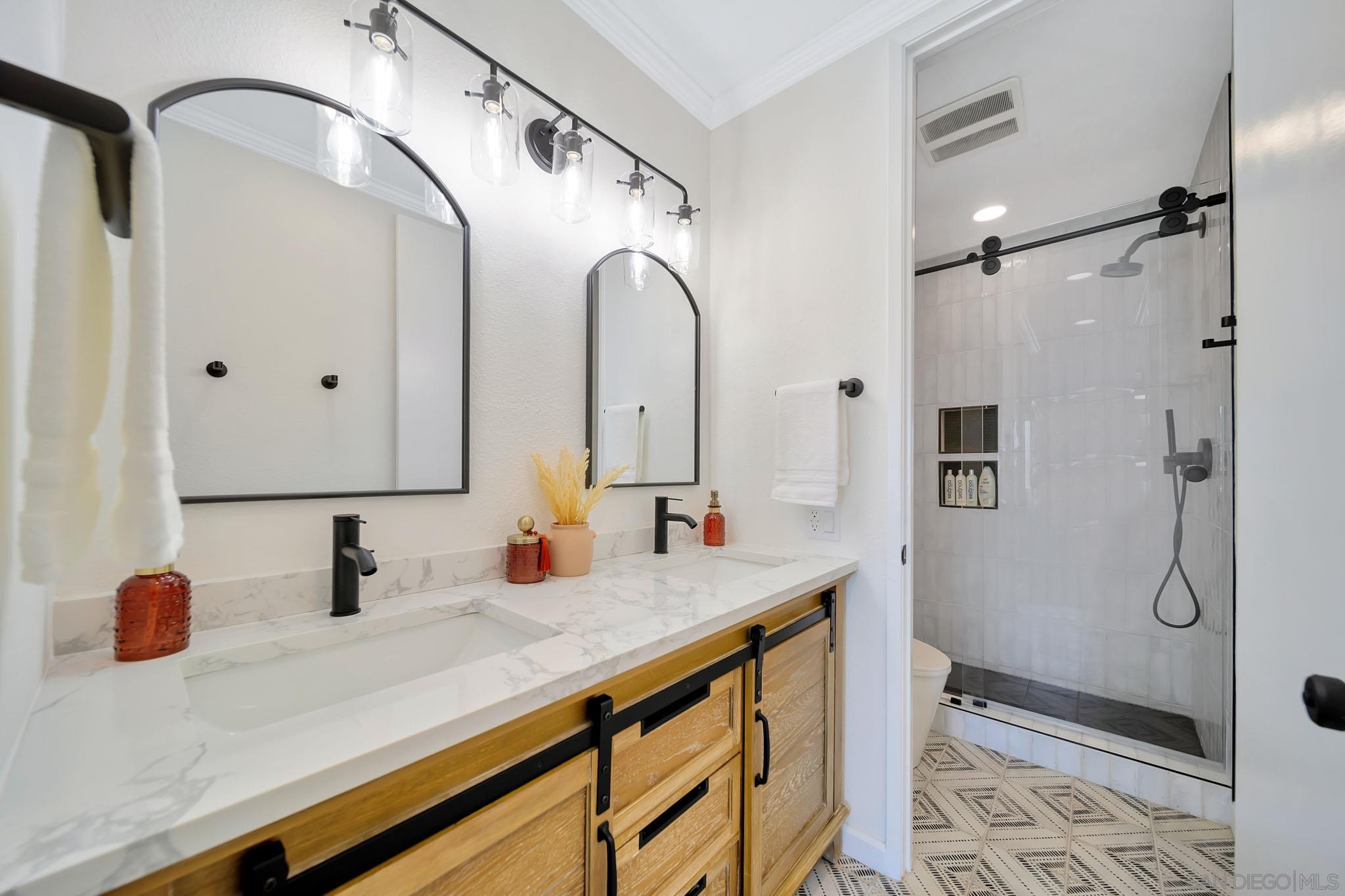 Detail Gallery Image 10 of 45 For 999 N Pacific St  #G321,  Oceanside,  CA 92054 - 2 Beds | 2 Baths