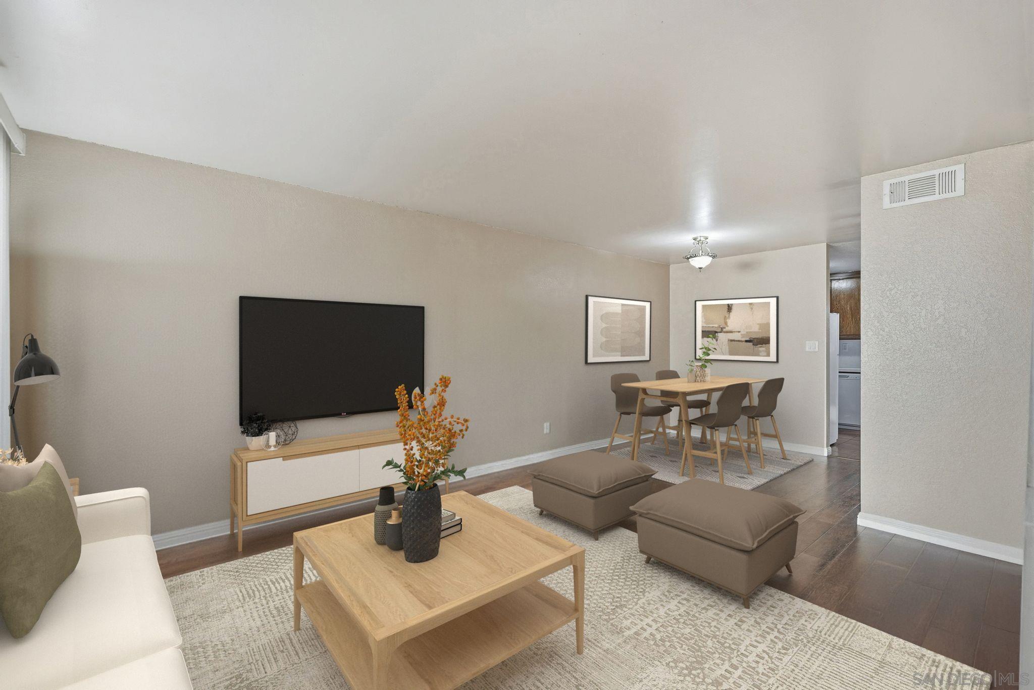 Detail Gallery Image 4 of 9 For 606 S Mollison Ave  a,  El Cajon,  CA 92020 - 2 Beds | 1/1 Baths