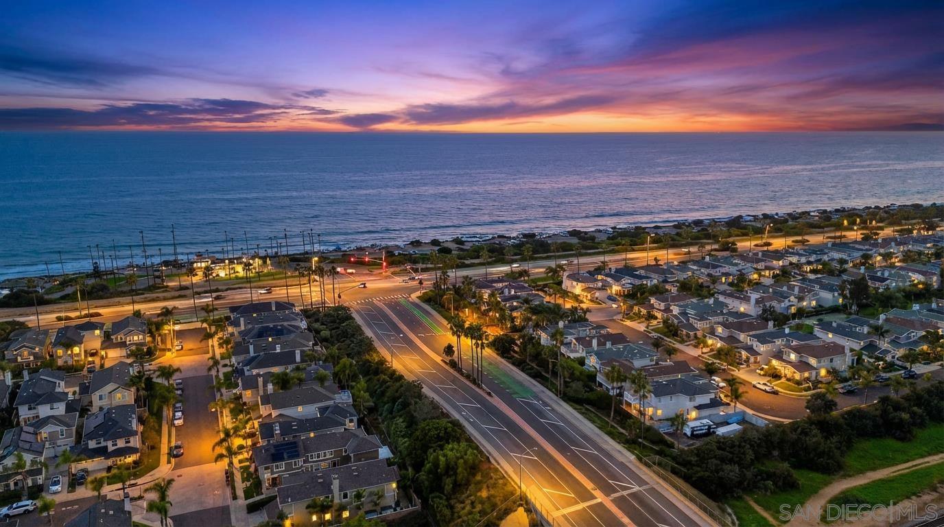 Detail Gallery Image 7 of 27 For 7002  San Bartolo St  #30,  Carlsbad,  CA 92011 - 3 Beds | 2 Baths
