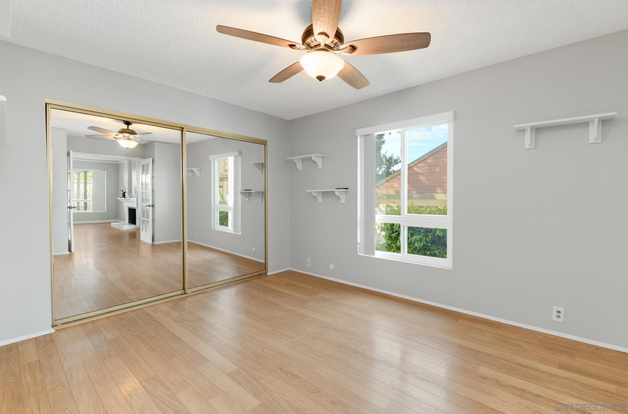 Detail Gallery Image 9 of 13 For 10524  Caminito Glenellen, San Diego,  CA 92126 - 2 Beds | 2 Baths