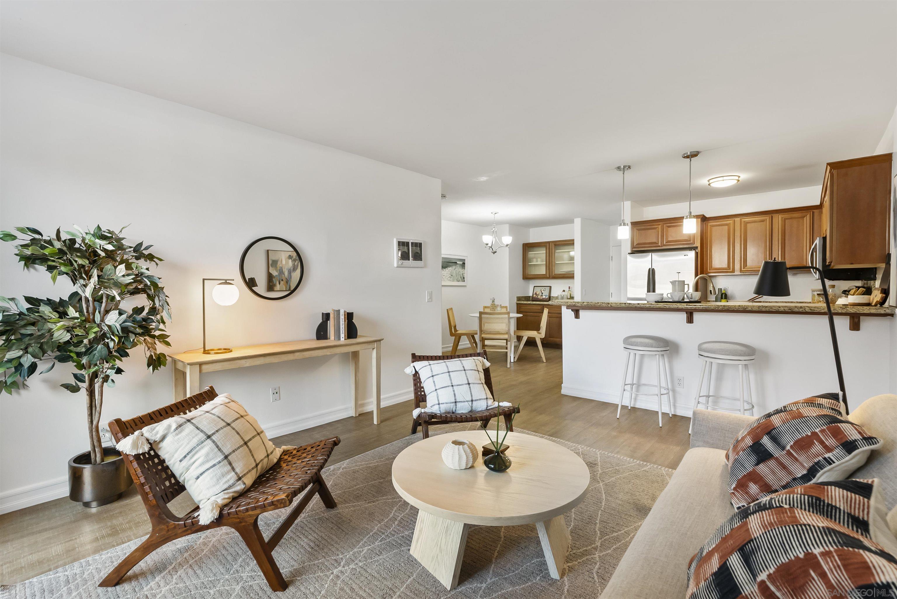 Front Image Thumbnail for SD260002336