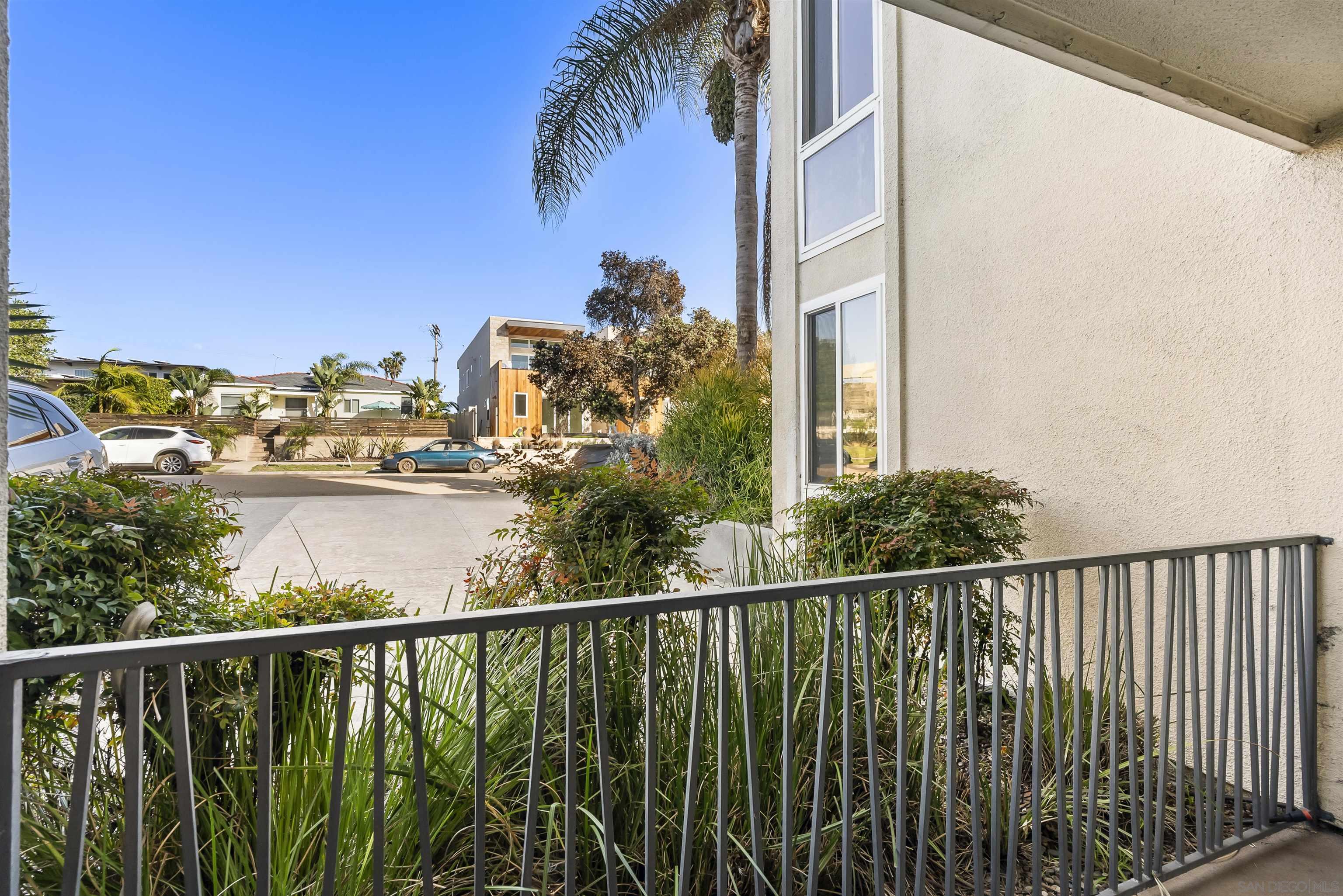 Detail Gallery Image 8 of 25 For 3910  Haines St  #106,  San Diego,  CA 92109 - 1 Beds | 1 Baths