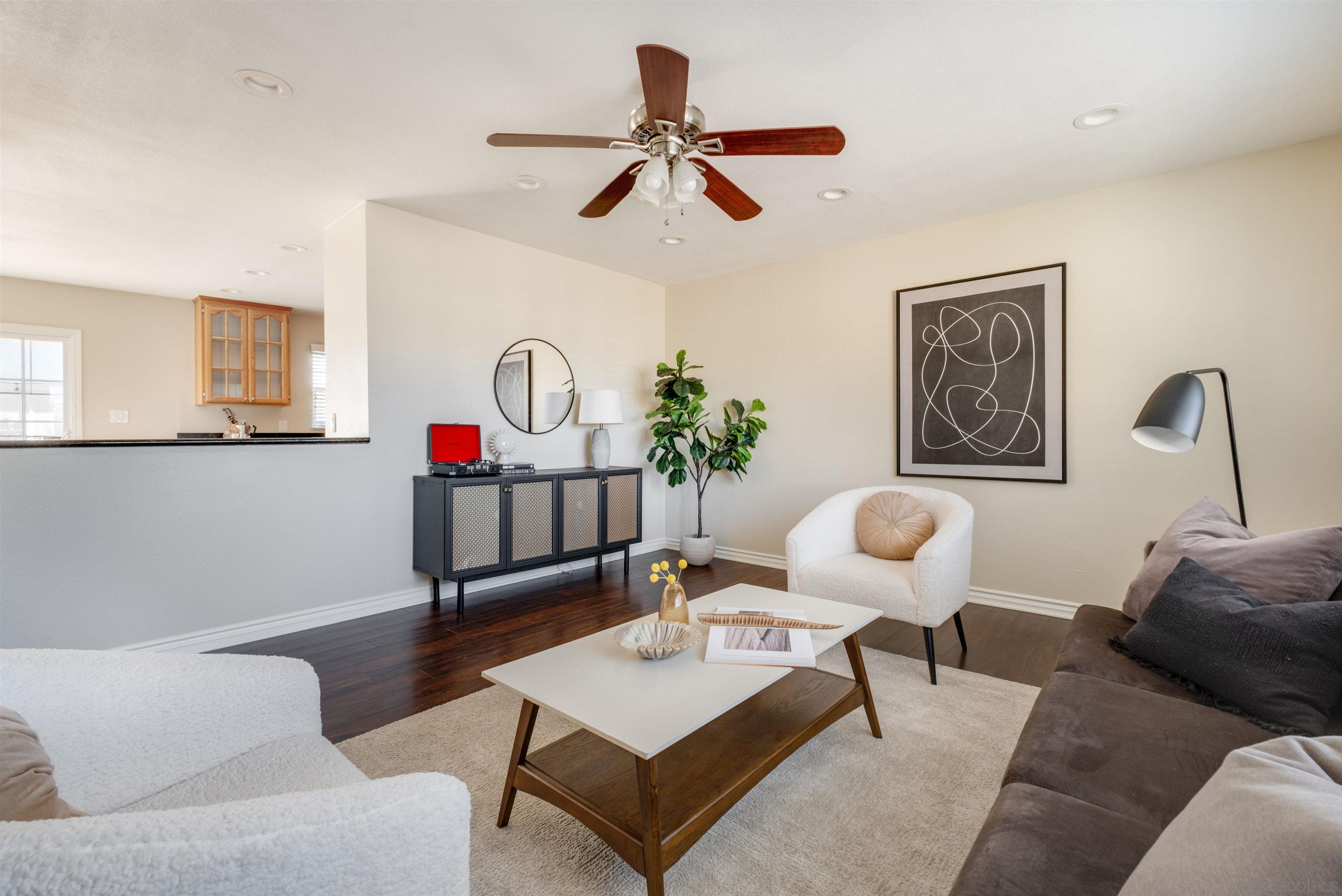 Front Image Thumbnail for SD260002337