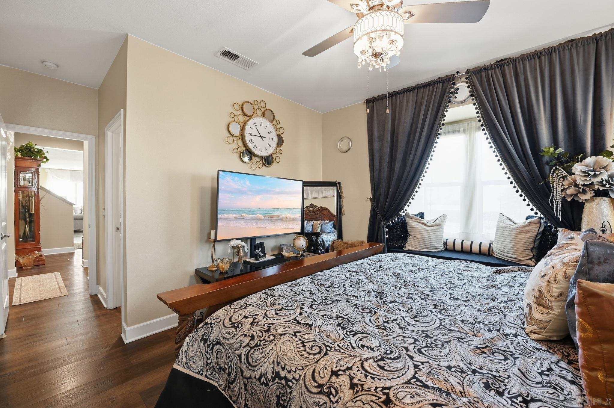 Detail Gallery Image 26 of 58 For 1124  Camino Levante, Chula Vista,  CA 91913 - 5 Beds | 3/1 Baths