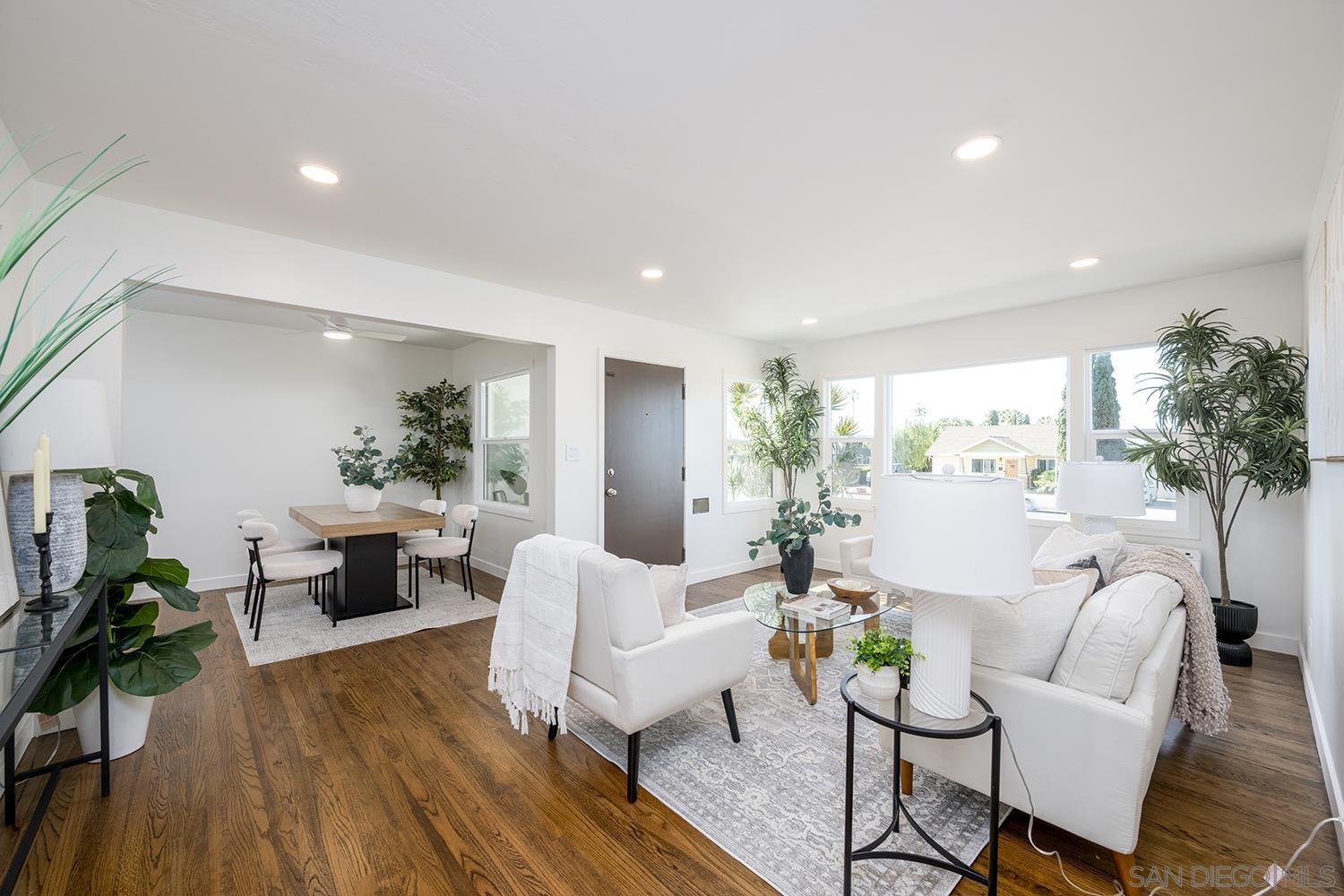 Detail Gallery Image 4 of 21 For 709  4th Ave, Chula Vista,  CA 91910 - 3 Beds | 2 Baths