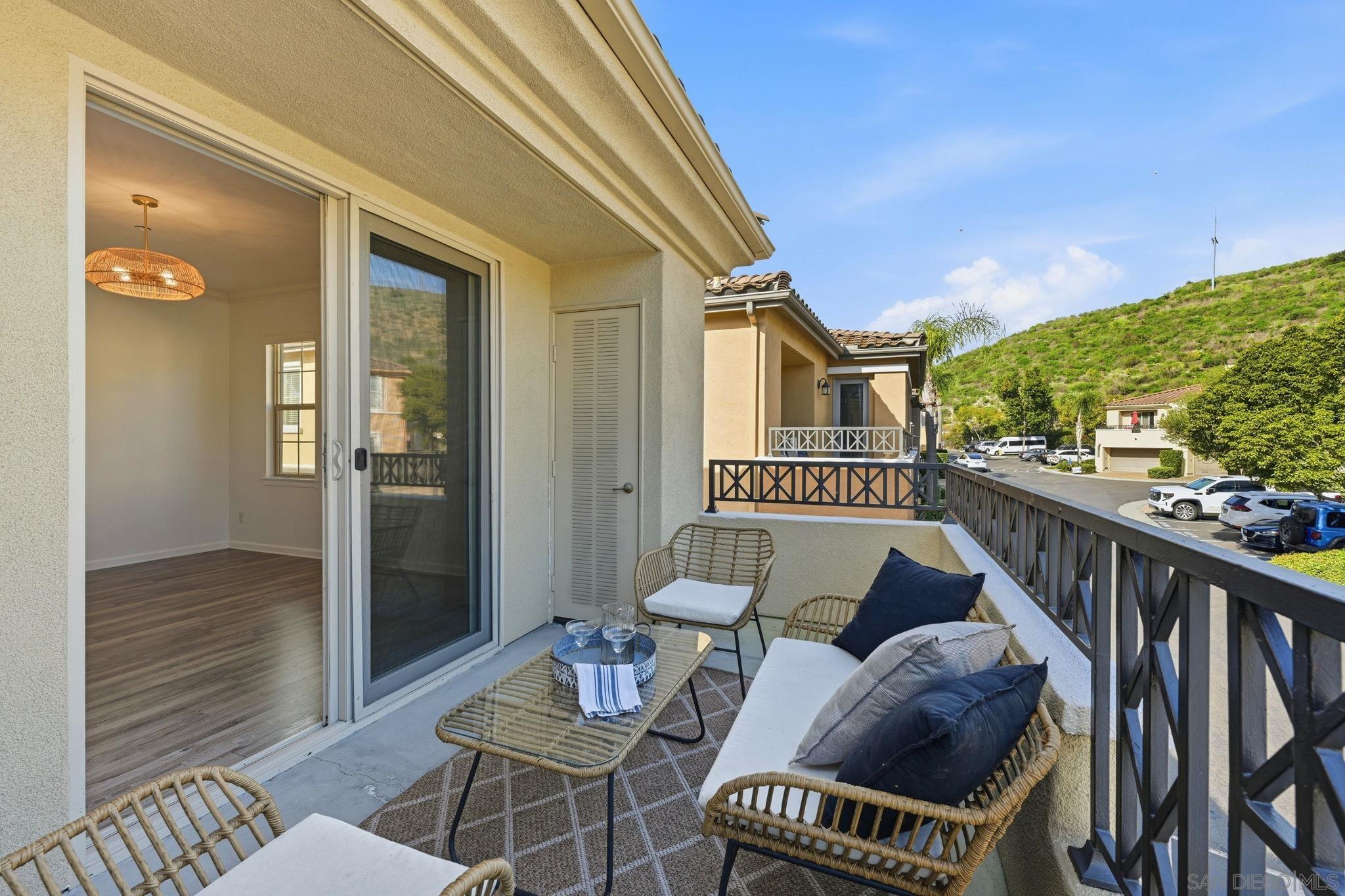 Detail Gallery Image 20 of 24 For 2670  Bellezza Dr, San Diego,  CA 92108 - 2 Beds | 2 Baths