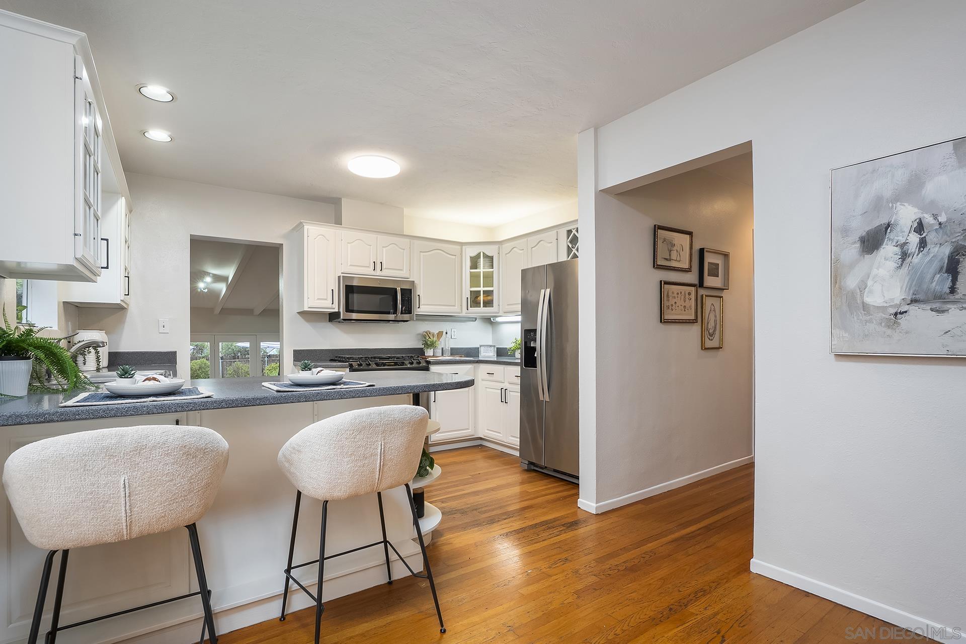 Detail Gallery Image 10 of 73 For 3728  Jennings St, San Diego,  CA 92106 - 3 Beds | 2 Baths