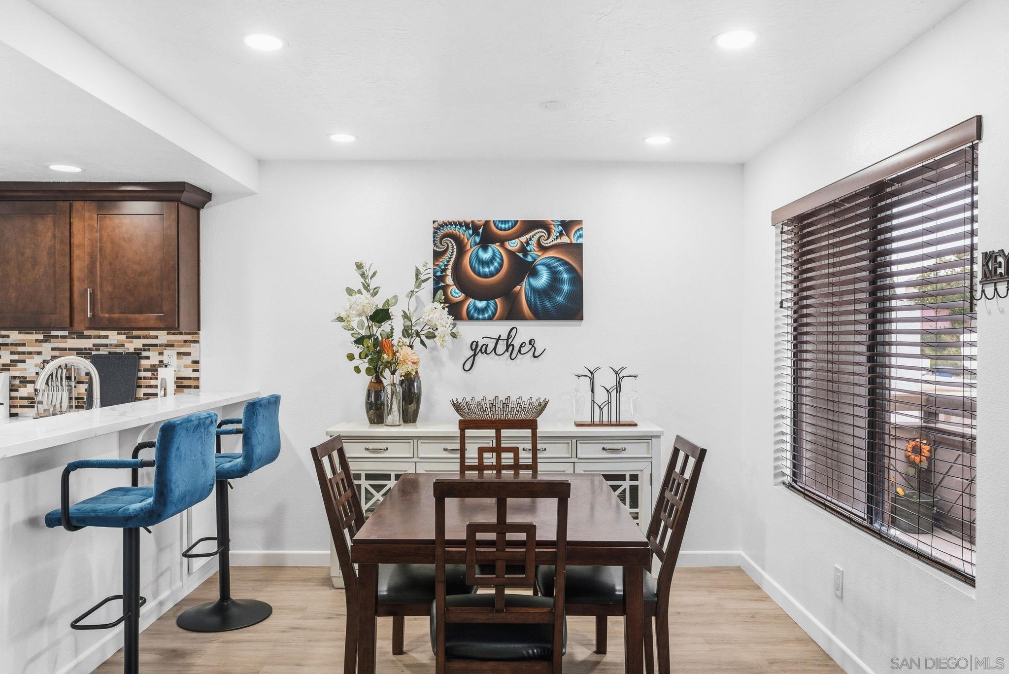 Detail Gallery Image 11 of 24 For 1685  Melrose Ave  #J,  Chula Vista,  CA 91911 - 3 Beds | 2 Baths