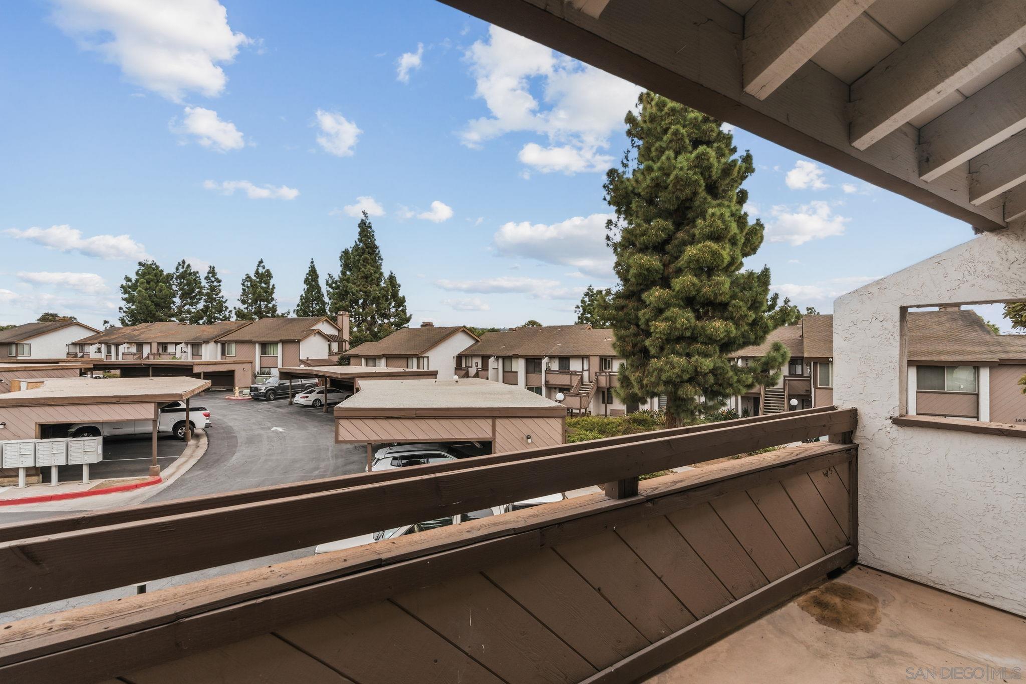 Detail Gallery Image 12 of 24 For 1685  Melrose Ave  #J,  Chula Vista,  CA 91911 - 3 Beds | 2 Baths