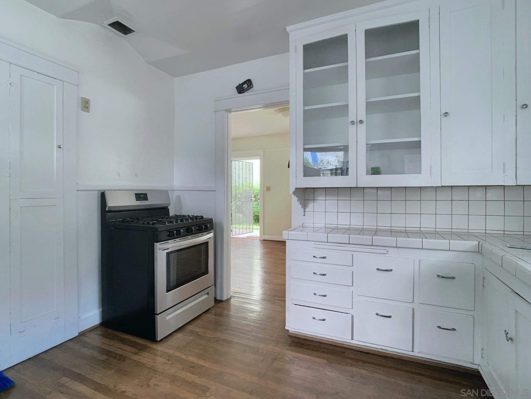 Detail Gallery Image 9 of 38 For 3655-63  6th Ave, San Diego,  CA 92103 - – Beds | – Baths