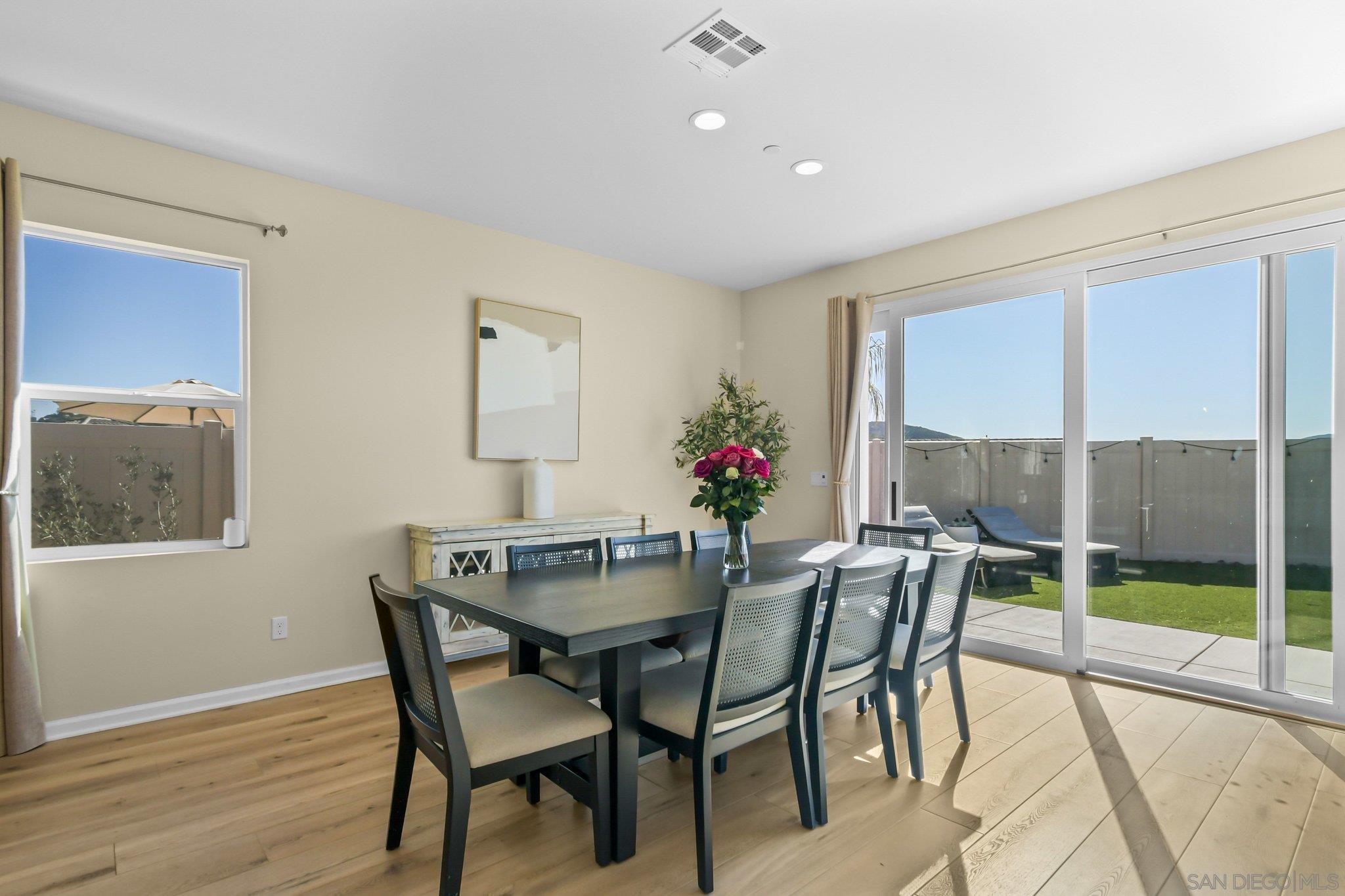 Detail Gallery Image 11 of 33 For 1359  Chaparral Dr, San Marcos,  CA 92069 - 3 Beds | 2 Baths