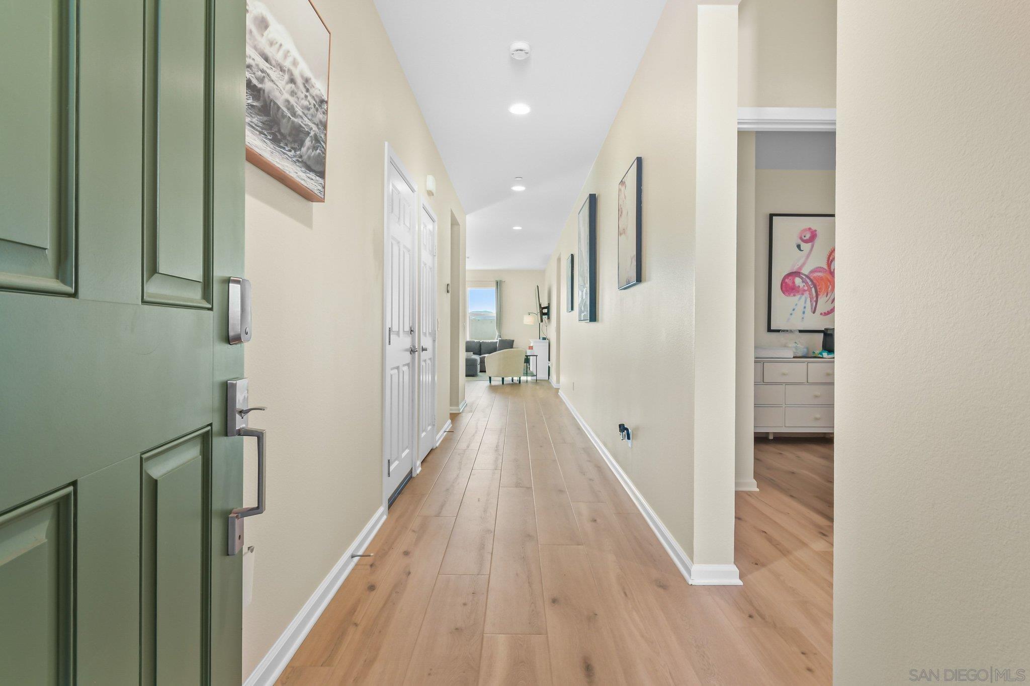 Detail Gallery Image 3 of 33 For 1359  Chaparral Dr, San Marcos,  CA 92069 - 3 Beds | 2 Baths