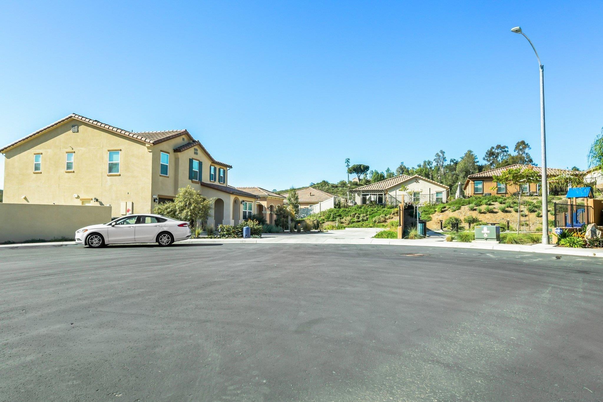 Detail Gallery Image 31 of 33 For 1359  Chaparral Dr, San Marcos,  CA 92069 - 3 Beds | 2 Baths