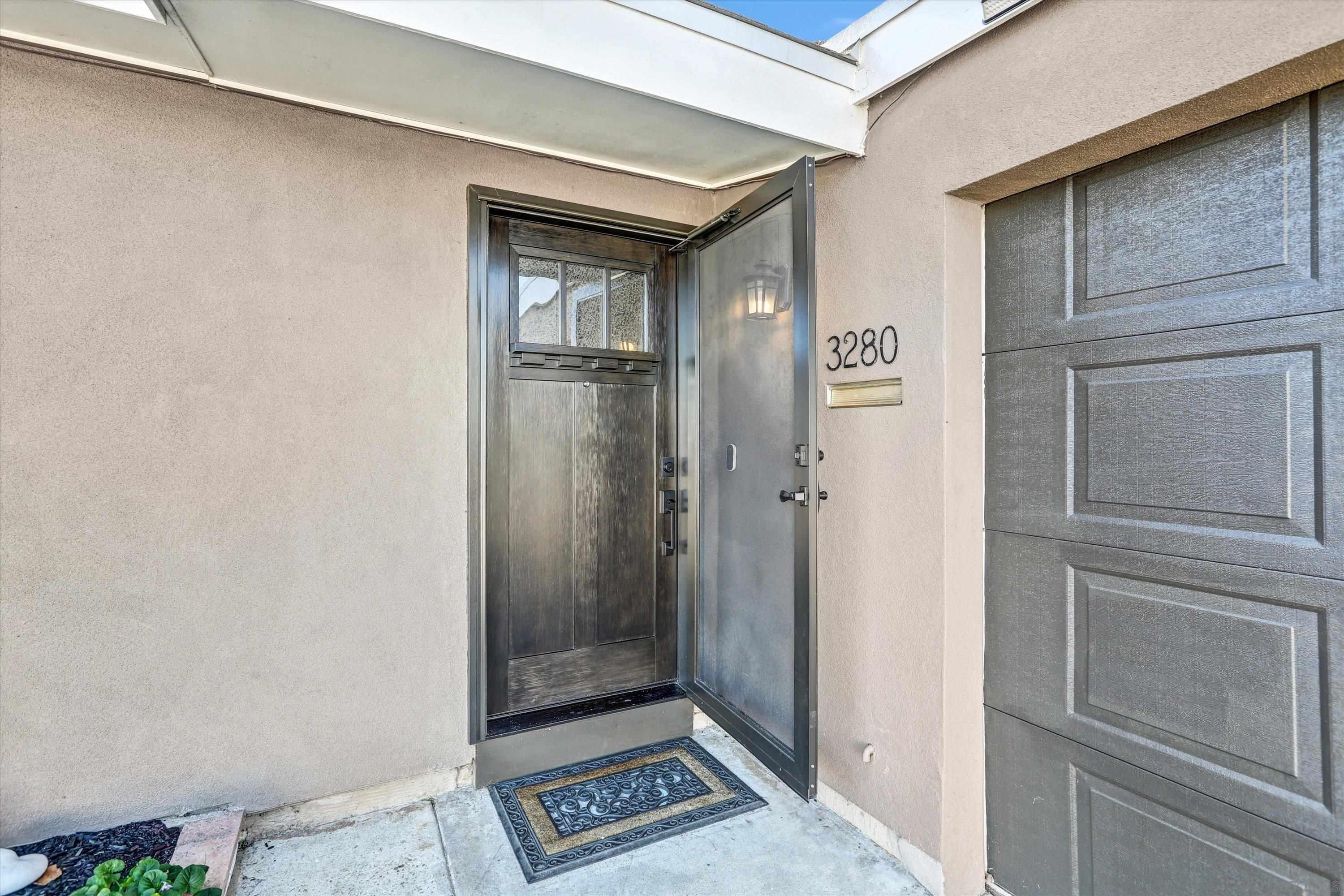 Detail Gallery Image 2 of 34 For 3280  Towser St, San Diego,  CA 92123 - 3 Beds | 2 Baths