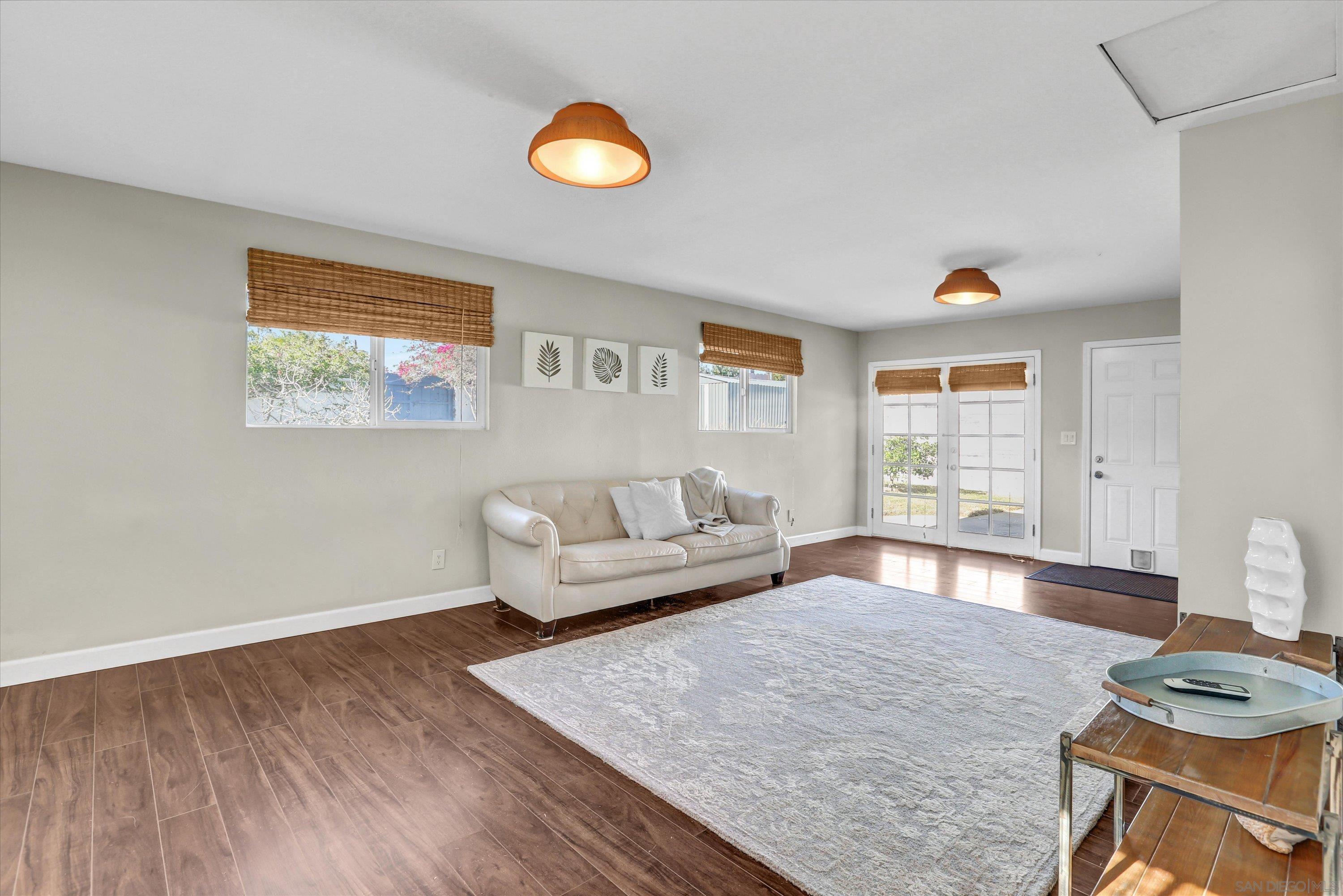 Detail Gallery Image 13 of 34 For 3280  Towser St, San Diego,  CA 92123 - 3 Beds | 2 Baths