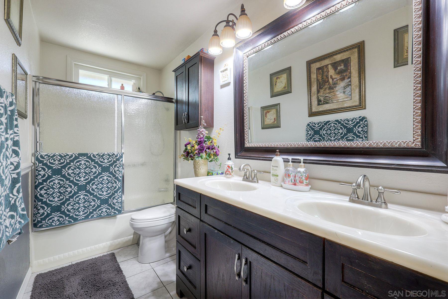 Detail Gallery Image 25 of 37 For 15805  Oak Valley Rd, Ramona,  CA 92065 - 5 Beds | 3 Baths