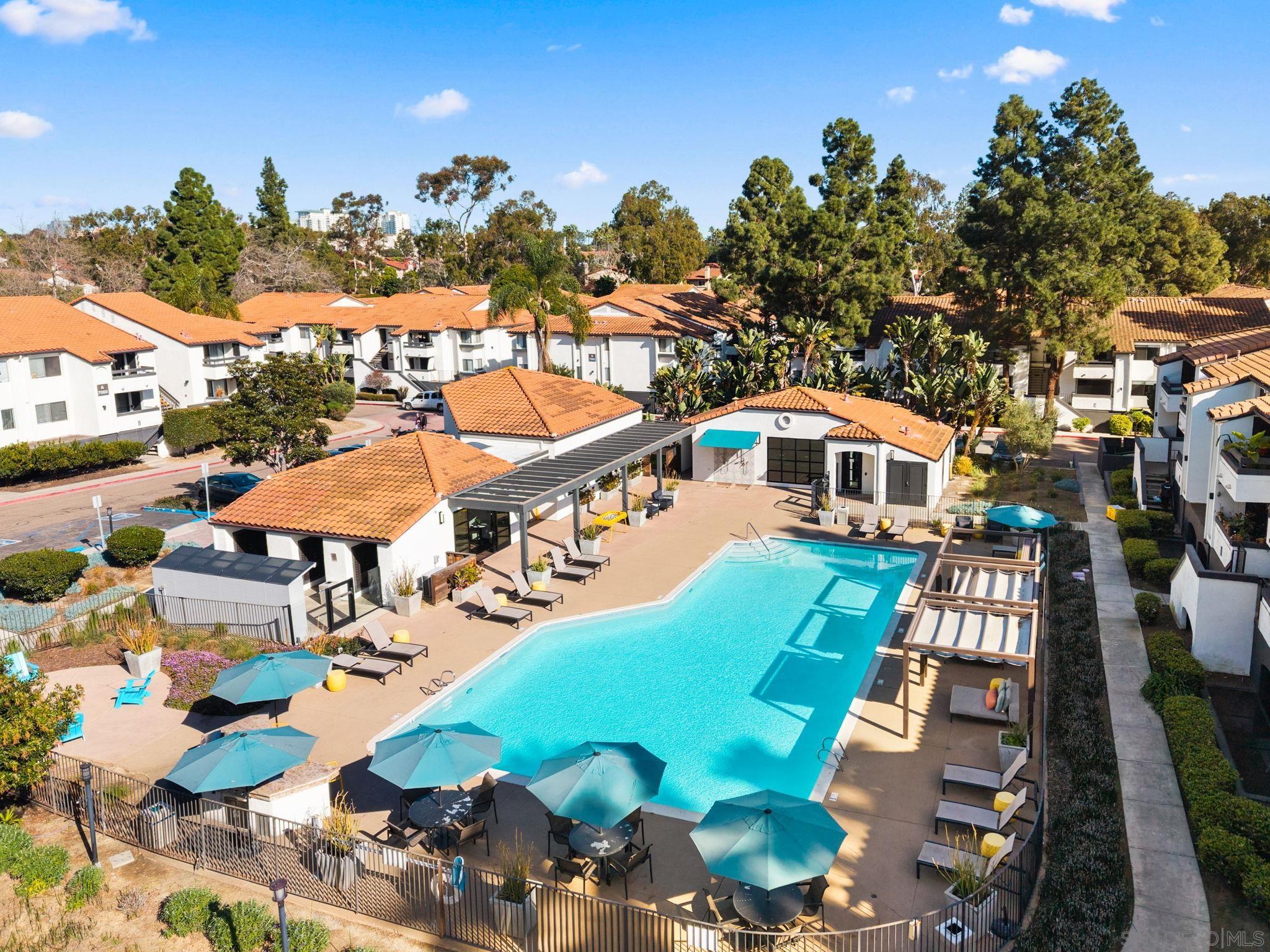 Detail Gallery Image 27 of 35 For 4040  Porte De Palmas  #31,  San Diego,  CA 92122 - 3 Beds | 2/1 Baths