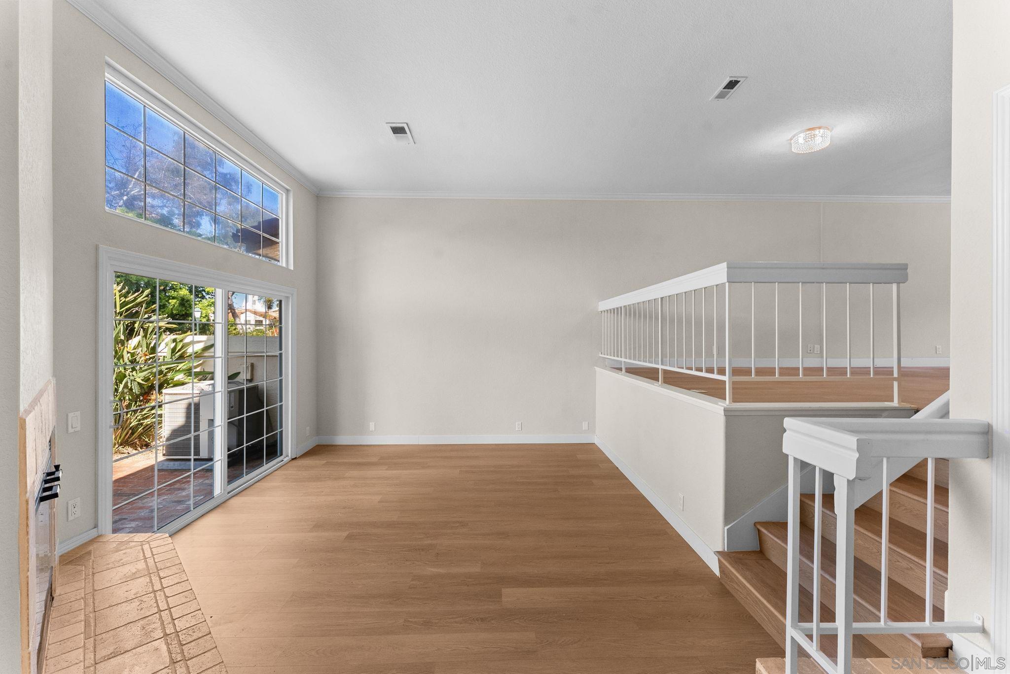 Detail Gallery Image 4 of 35 For 4040  Porte De Palmas  #31,  San Diego,  CA 92122 - 3 Beds | 2/1 Baths