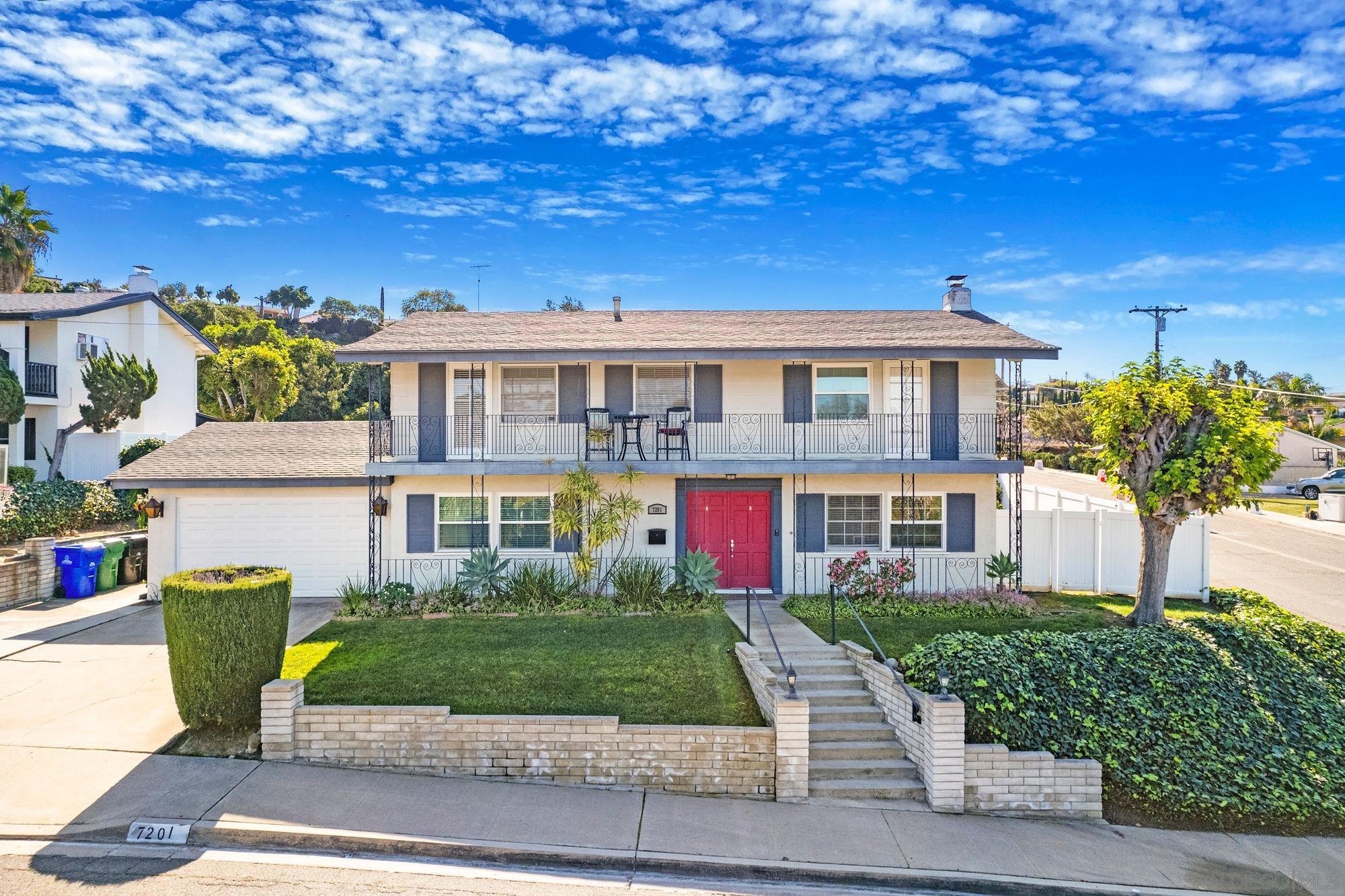 Detail Gallery Image 2 of 51 For 7201  Conestoga Place, San Diego,  CA 92120 - 4 Beds | 2/1 Baths