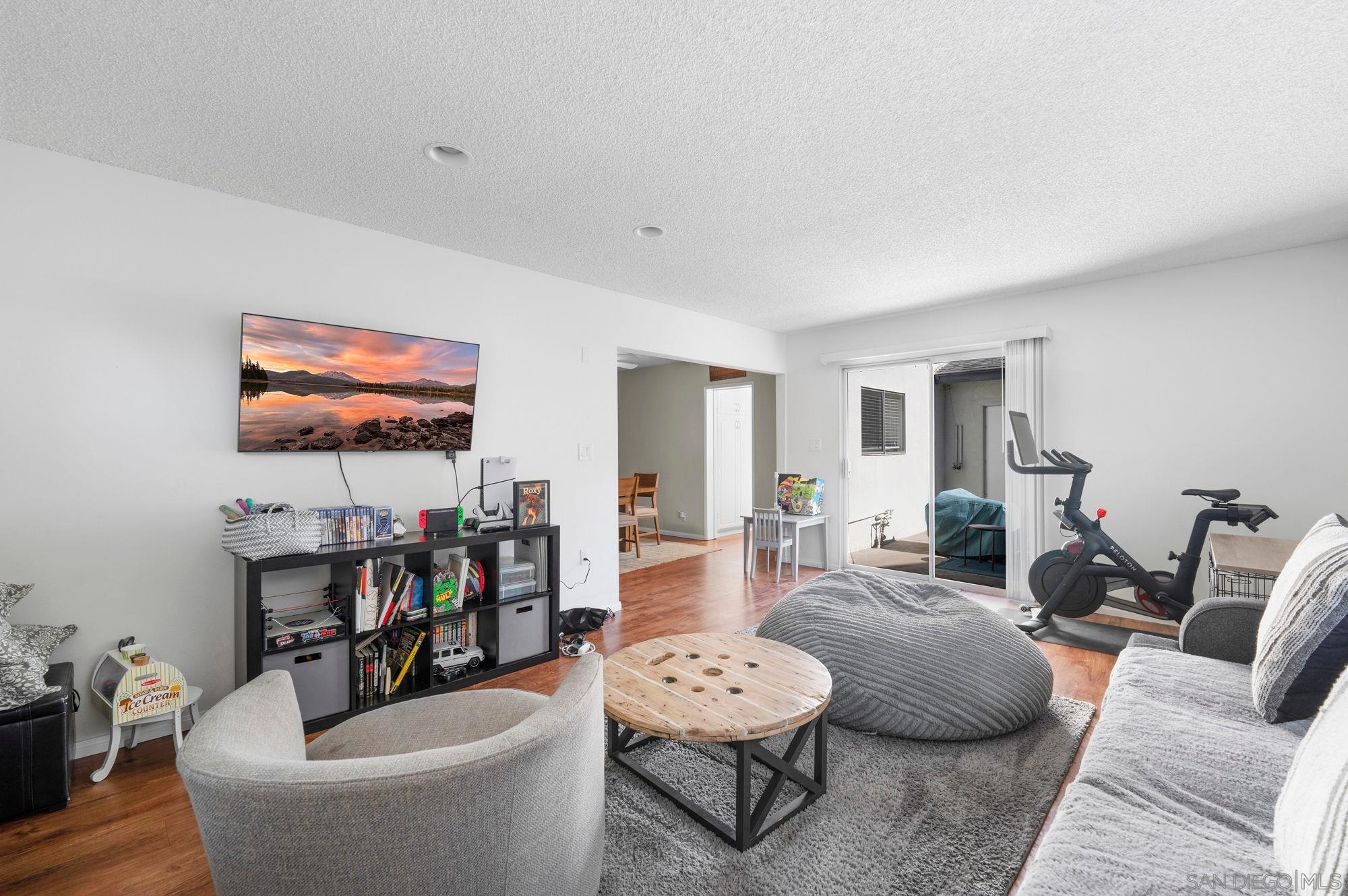 Detail Gallery Image 15 of 51 For 7201  Conestoga Place, San Diego,  CA 92120 - 4 Beds | 2/1 Baths