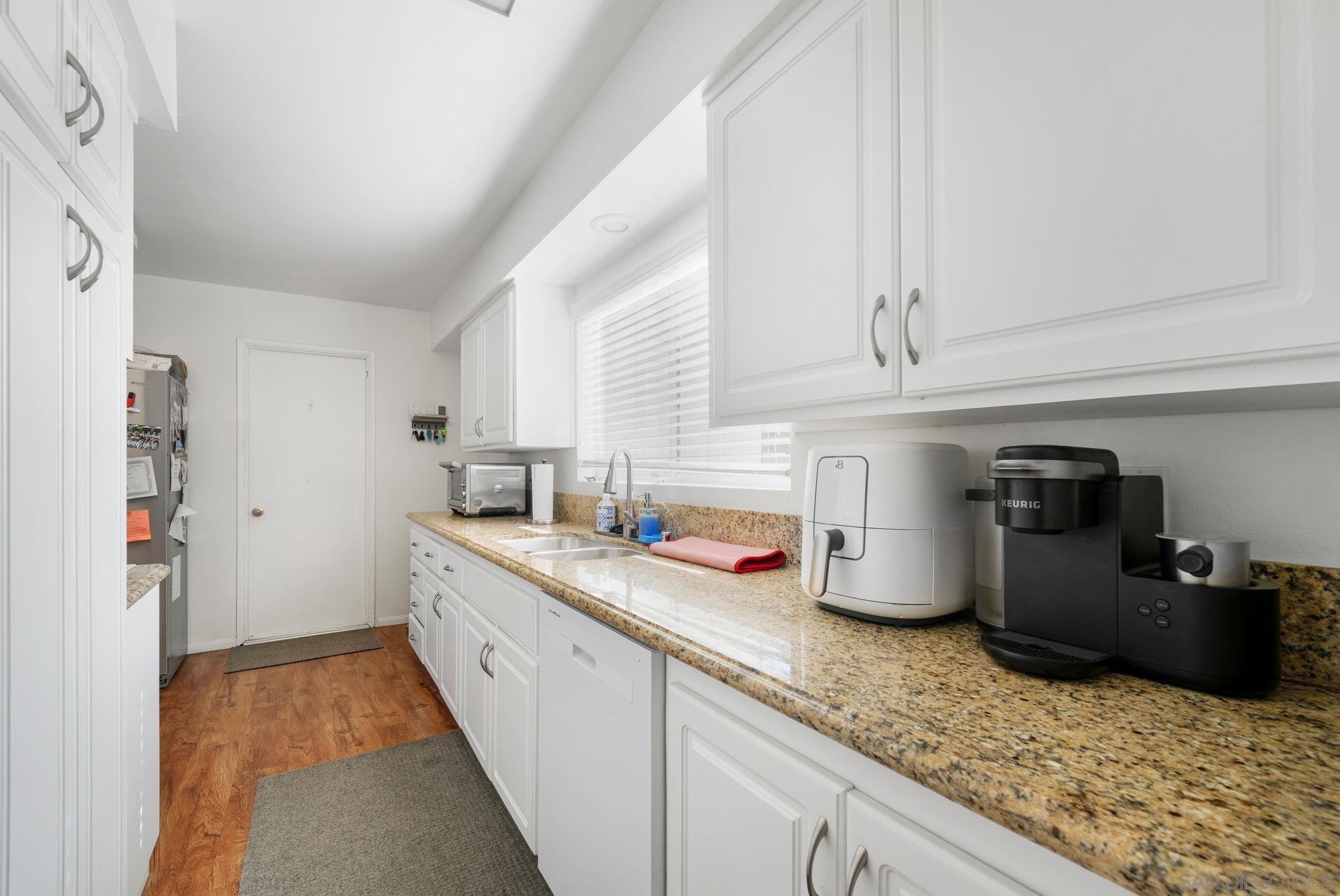 Detail Gallery Image 16 of 51 For 7201  Conestoga Place, San Diego,  CA 92120 - 4 Beds | 2/1 Baths