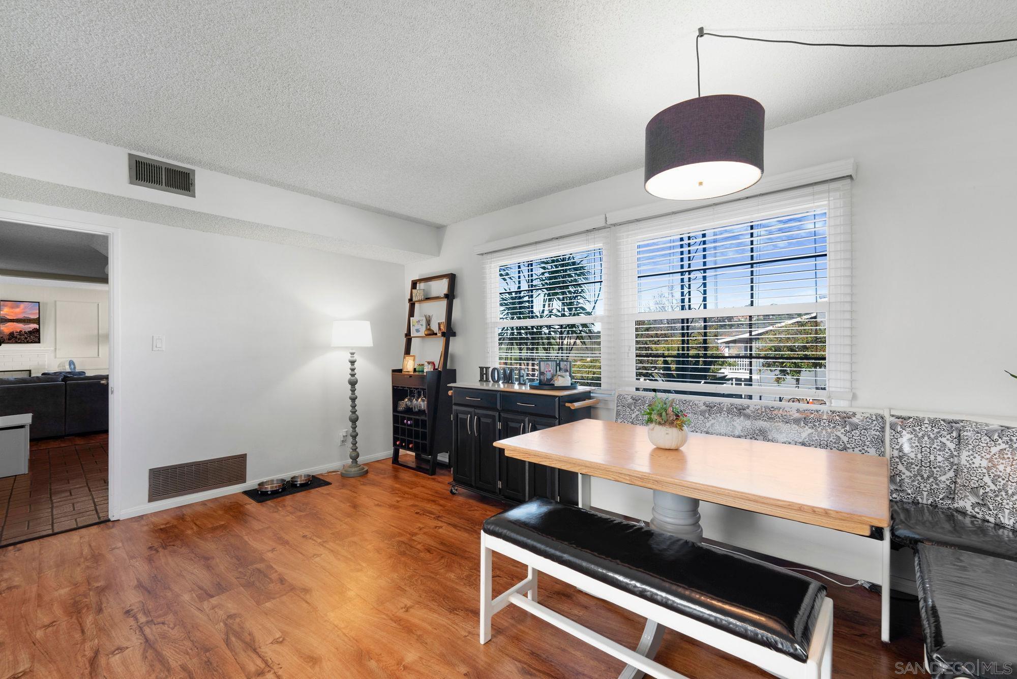 Detail Gallery Image 9 of 51 For 7201  Conestoga Place, San Diego,  CA 92120 - 4 Beds | 2/1 Baths