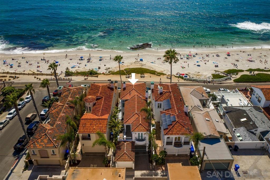 Detail Gallery Image 5 of 8 For 6911  Neptune Pl, La Jolla,  CA 92037 - 4 Beds | 3/1 Baths