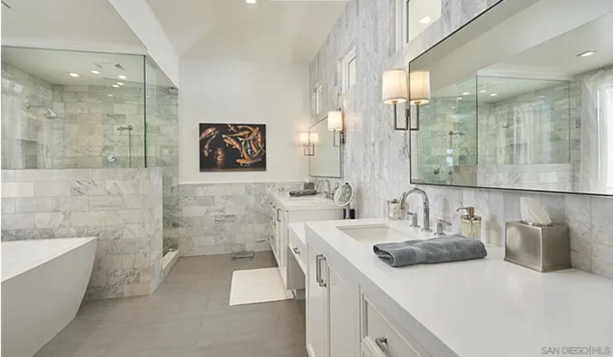 Detail Gallery Image 7 of 8 For 6911  Neptune Pl, La Jolla,  CA 92037 - 4 Beds | 3/1 Baths