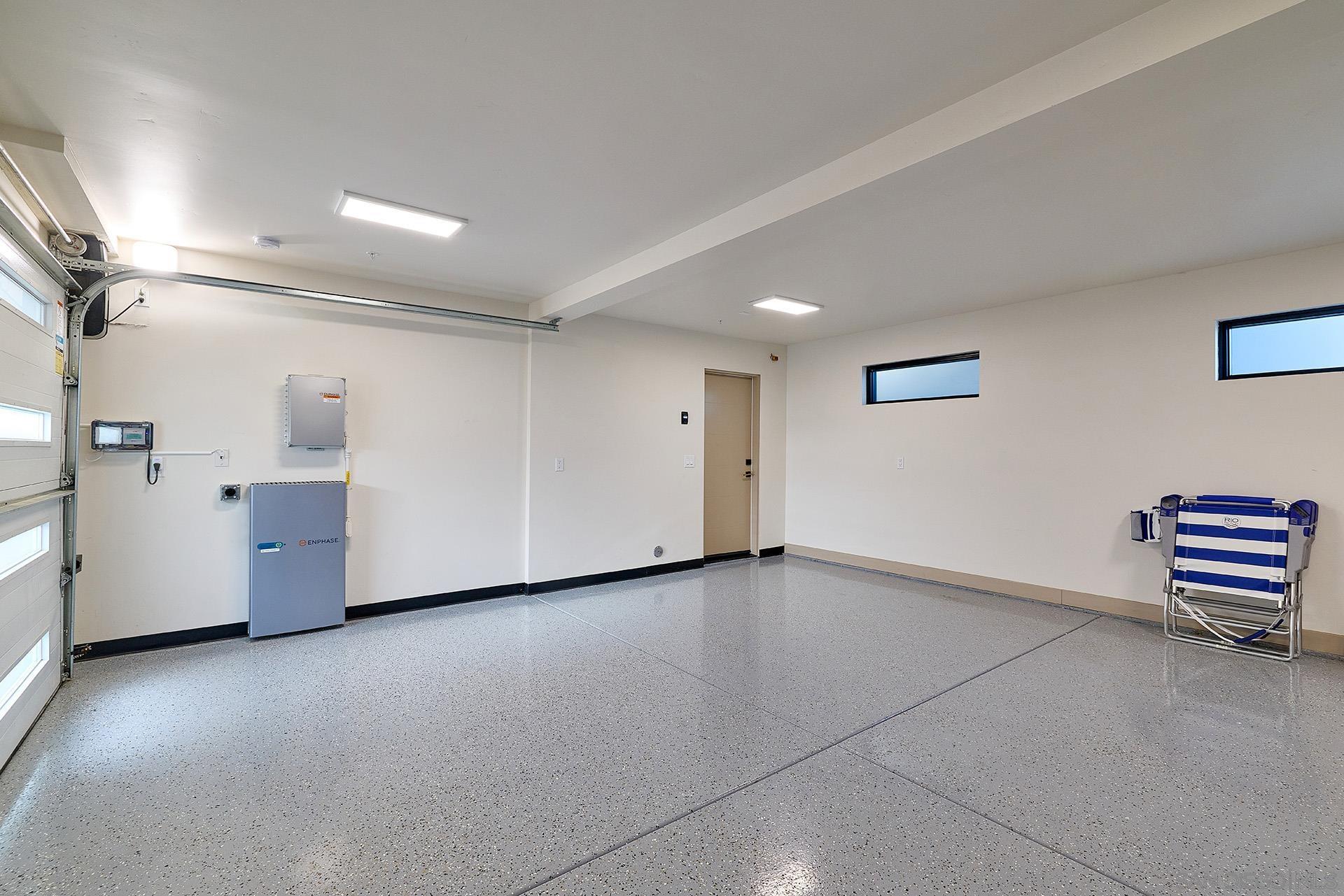 Detail Gallery Image 21 of 34 For 164  Cherry, Carlsbad,  CA 92008 - 3 Beds | 3/1 Baths